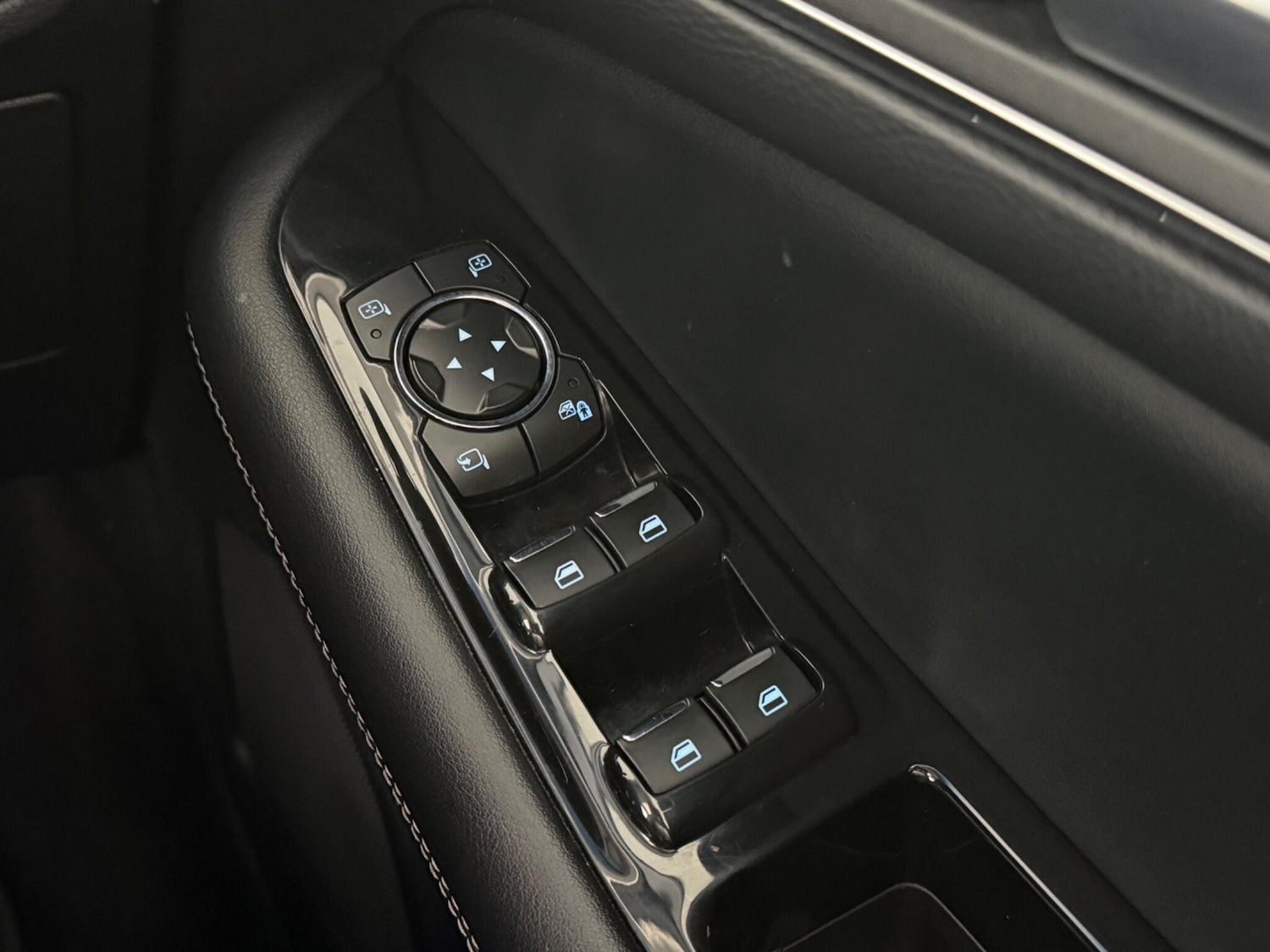 Used Ford Edge 2016 for sale - 76468215: Photo 34