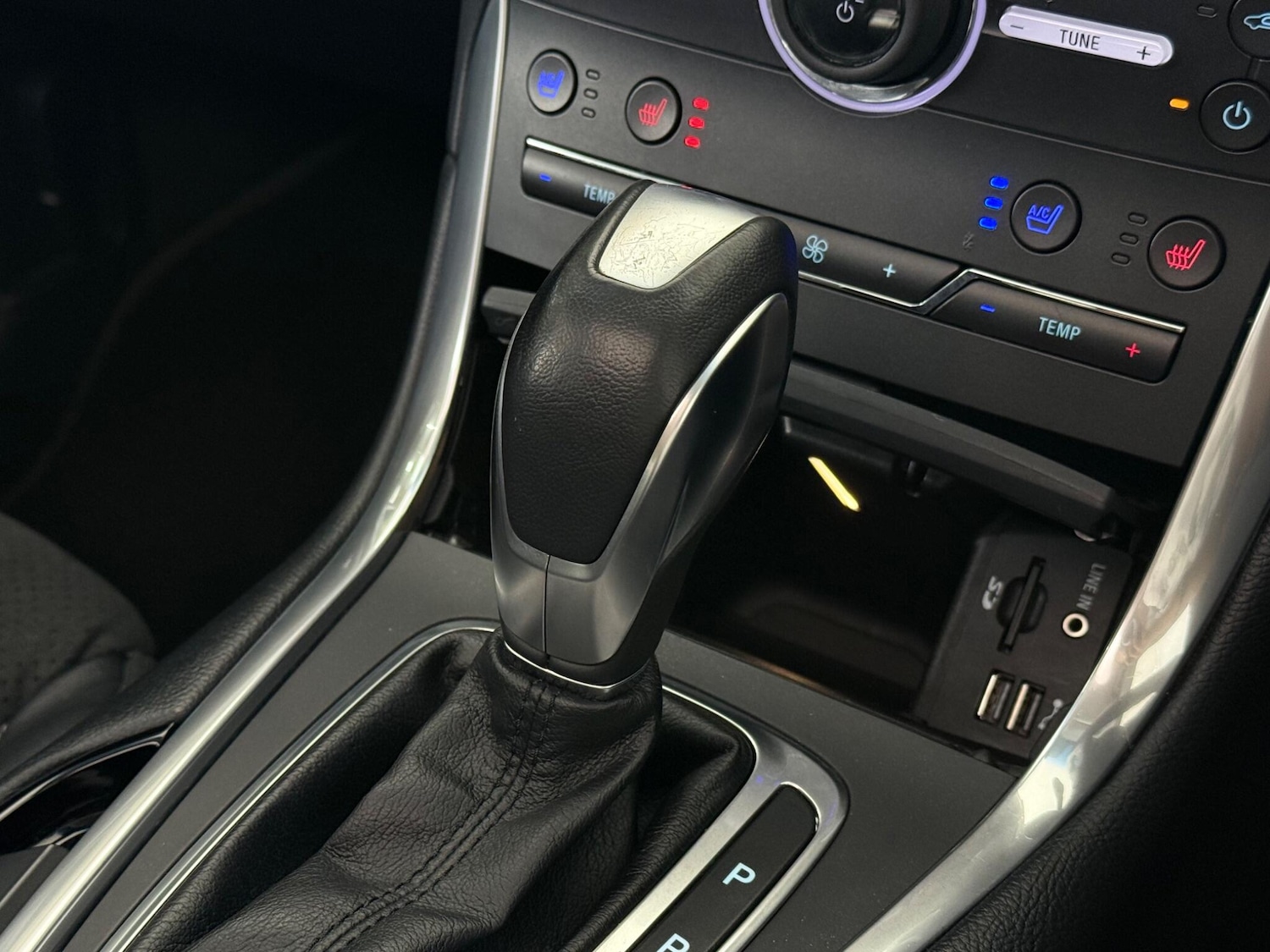 Used Ford Edge 2016 for sale - 76468215: Photo 44