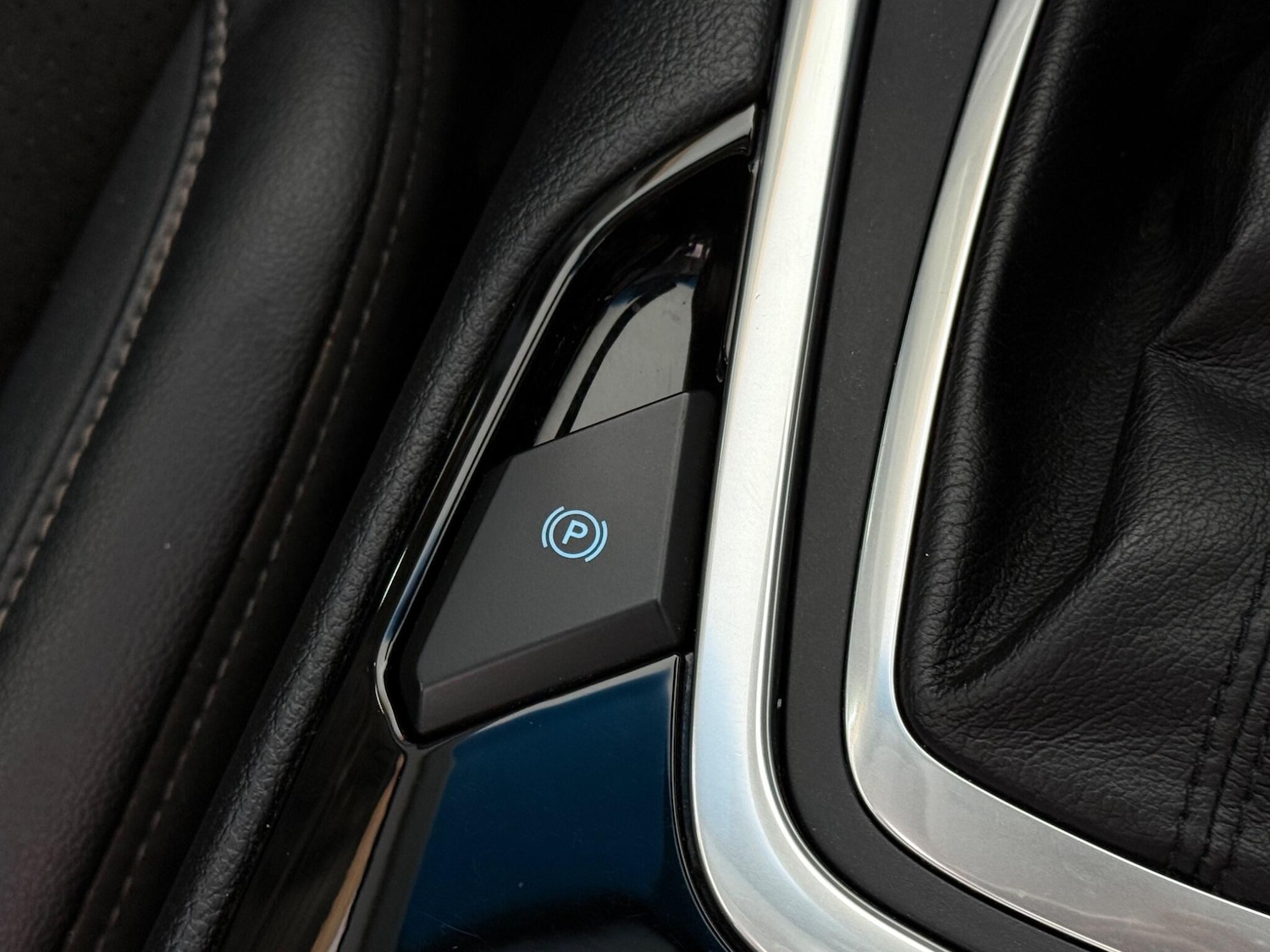 Used Ford Edge 2016 for sale - 76468215: Photo 49