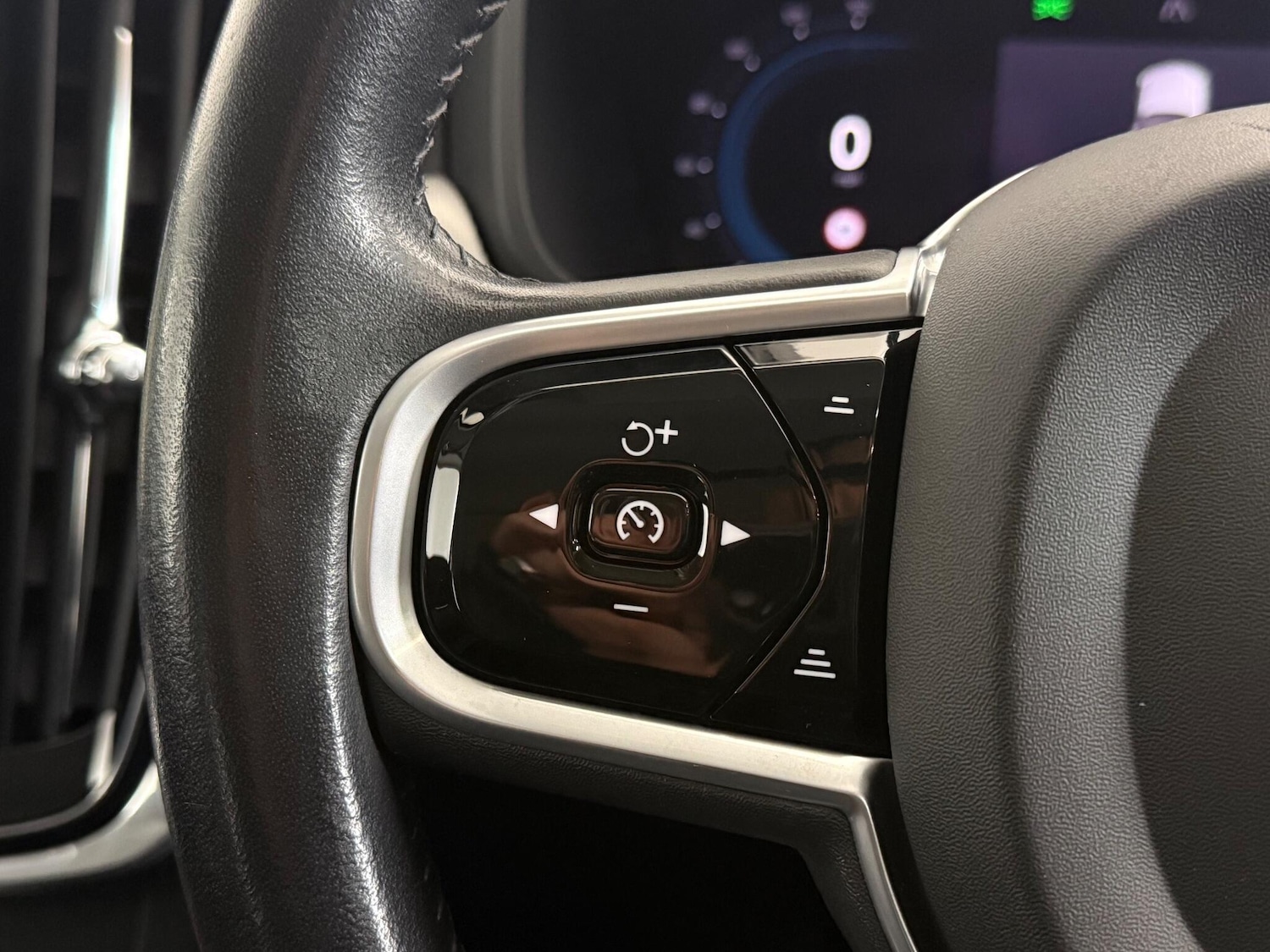 Used Volvo V90 Cross Country 2022 for sale - 77222567: Photo 14