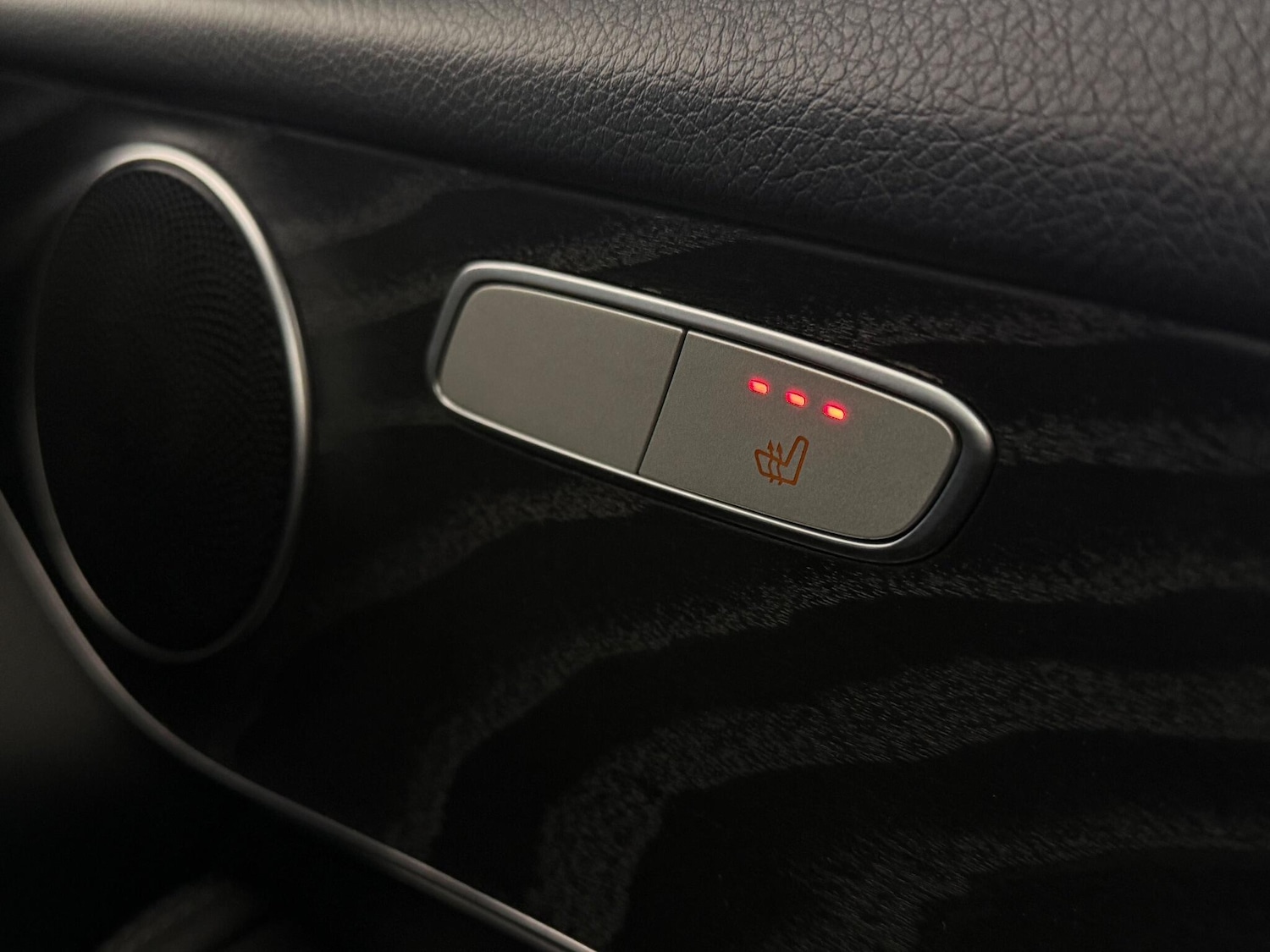 Used Mercedes-Benz GLC 2018 for sale - 77260410: Photo 13