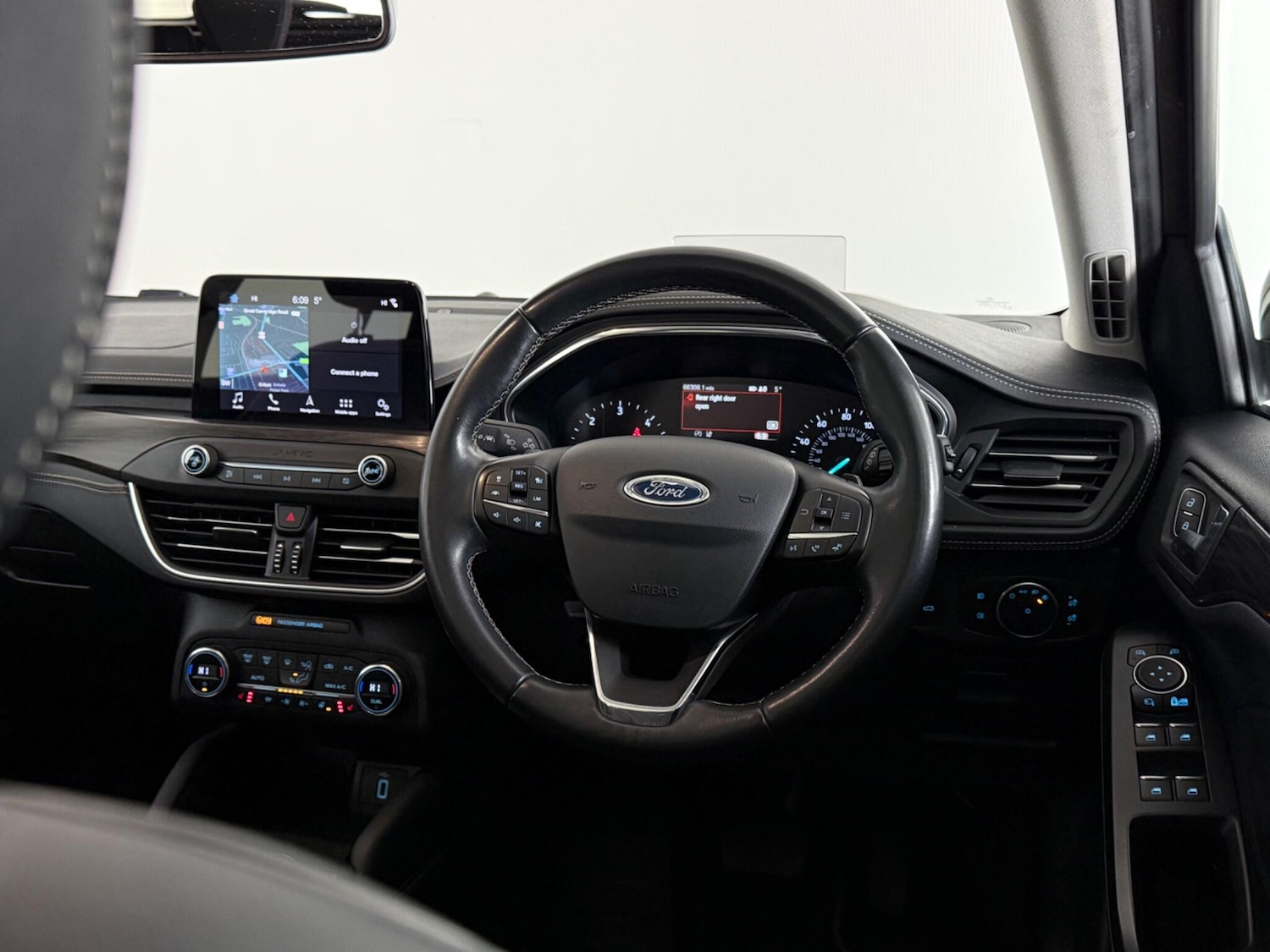 Used Ford Focus 2019 for sale - 77599215: Photo 19