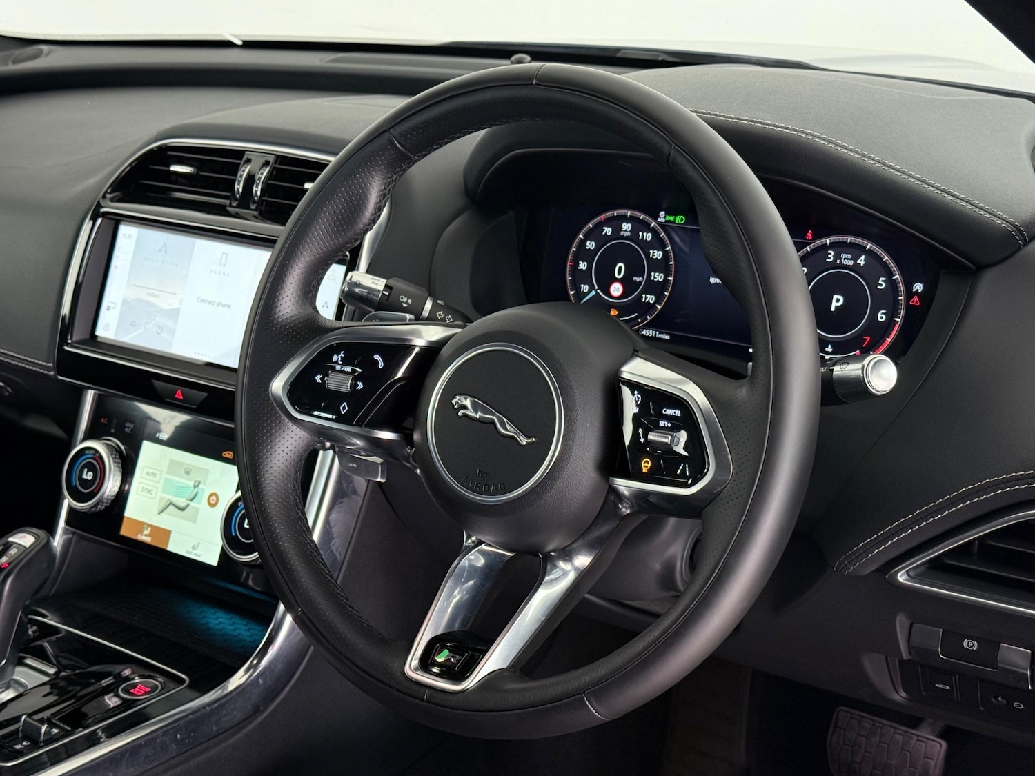 Used Jaguar XE 2021 for sale - 77243955: Photo 22