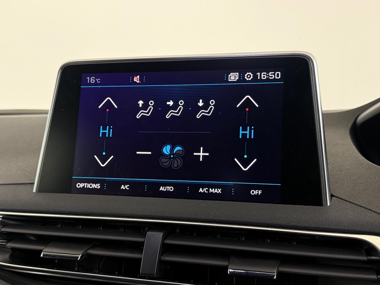 Used Peugeot 3008 2018 for sale - 77180901: Photo 26