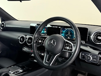 Used Mercedes-Benz A-Class 2018 for sale - 78935456: Photo