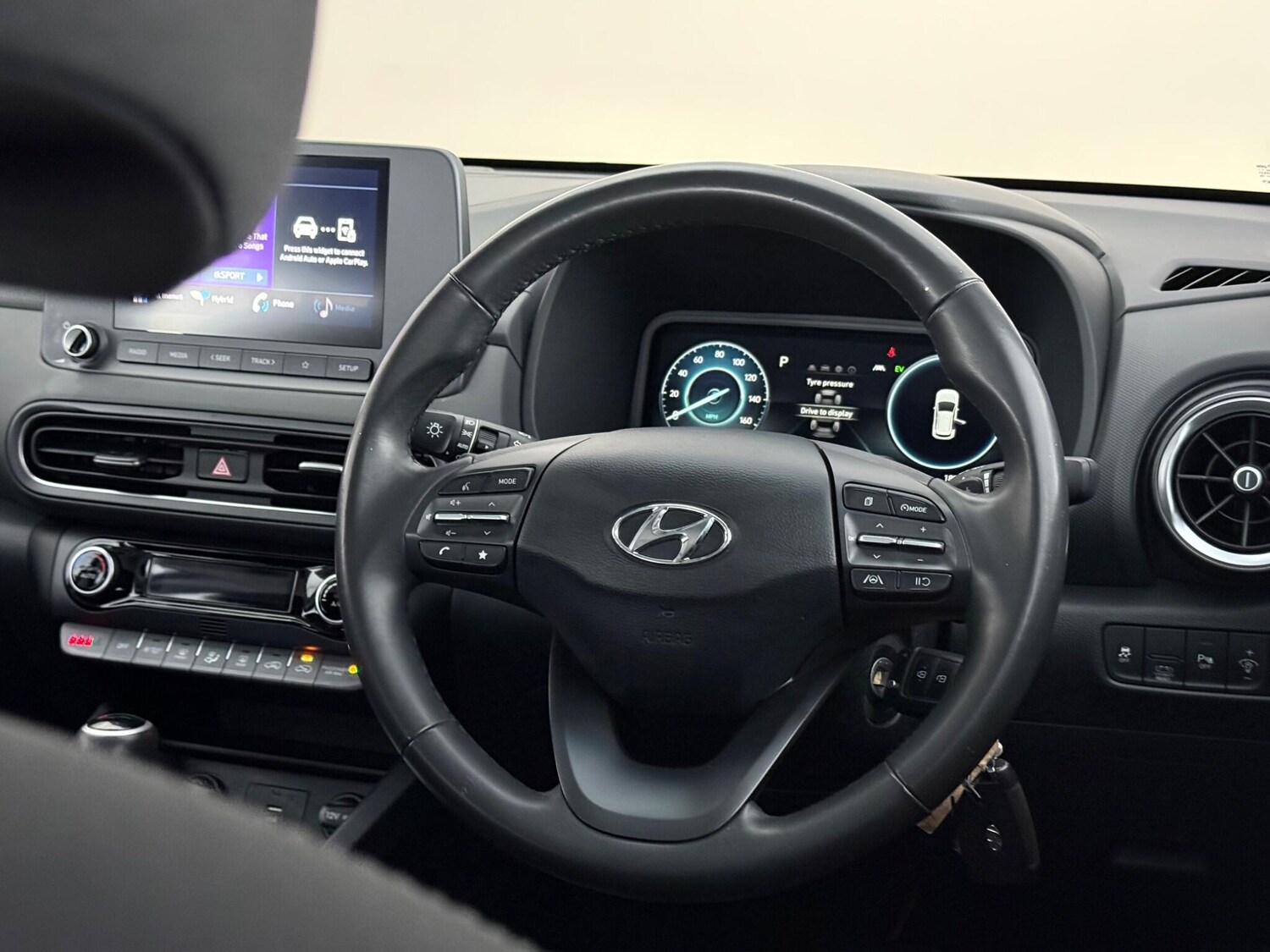 Used Hyundai KONA 2023 for sale - 78132068: Photo 13