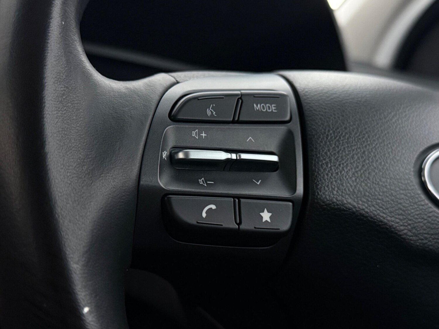 Used Hyundai KONA 2023 for sale - 78132068: Photo 17