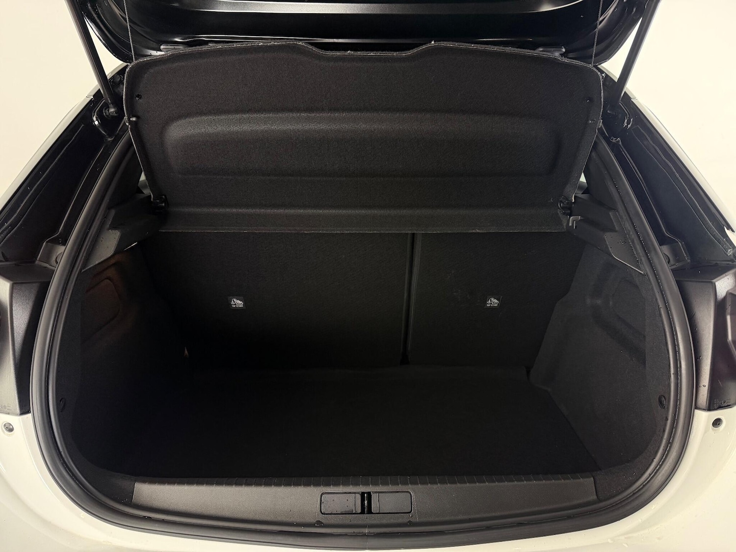 Used Vauxhall Corsa 2023 for sale - 77181373: Photo 8