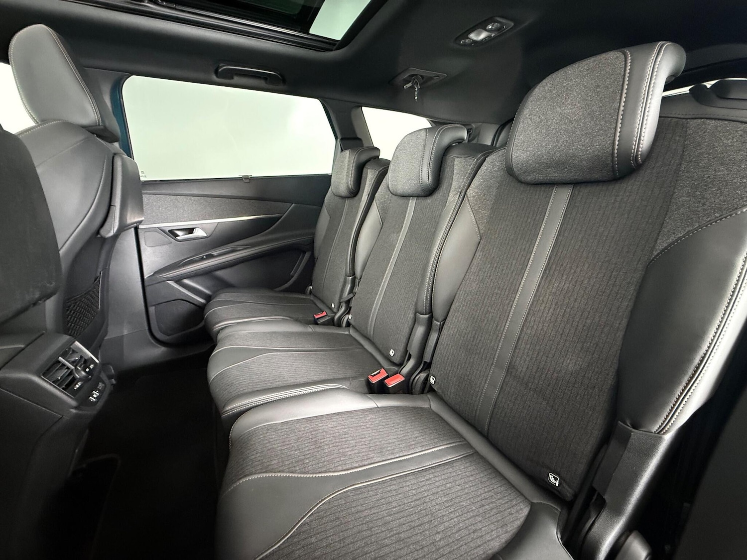 Used Peugeot 5008 2020 for sale - 77243634: Photo 12