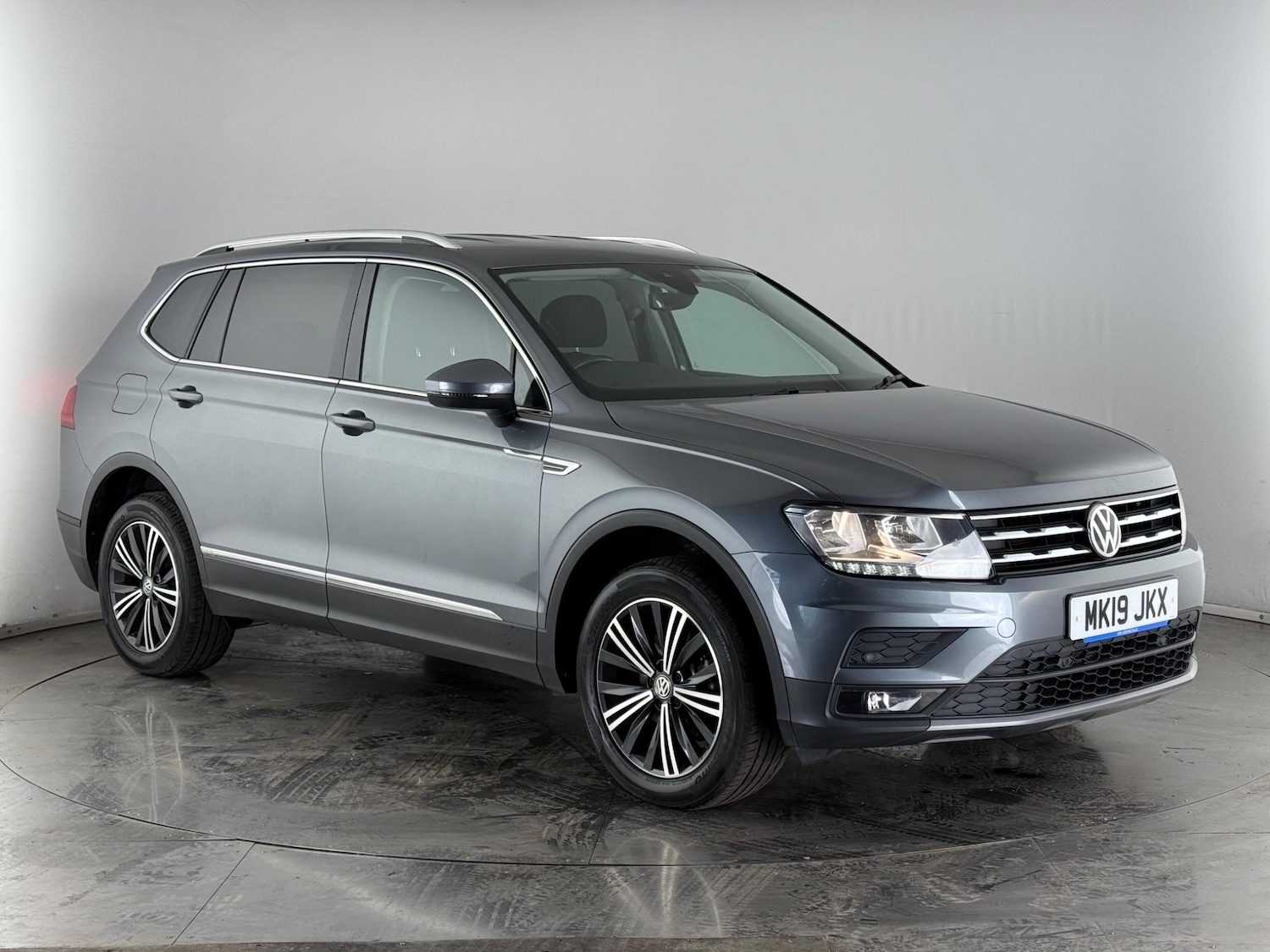 Used Volkswagen Tiguan Allspace for sale - 76468221: Photo 1