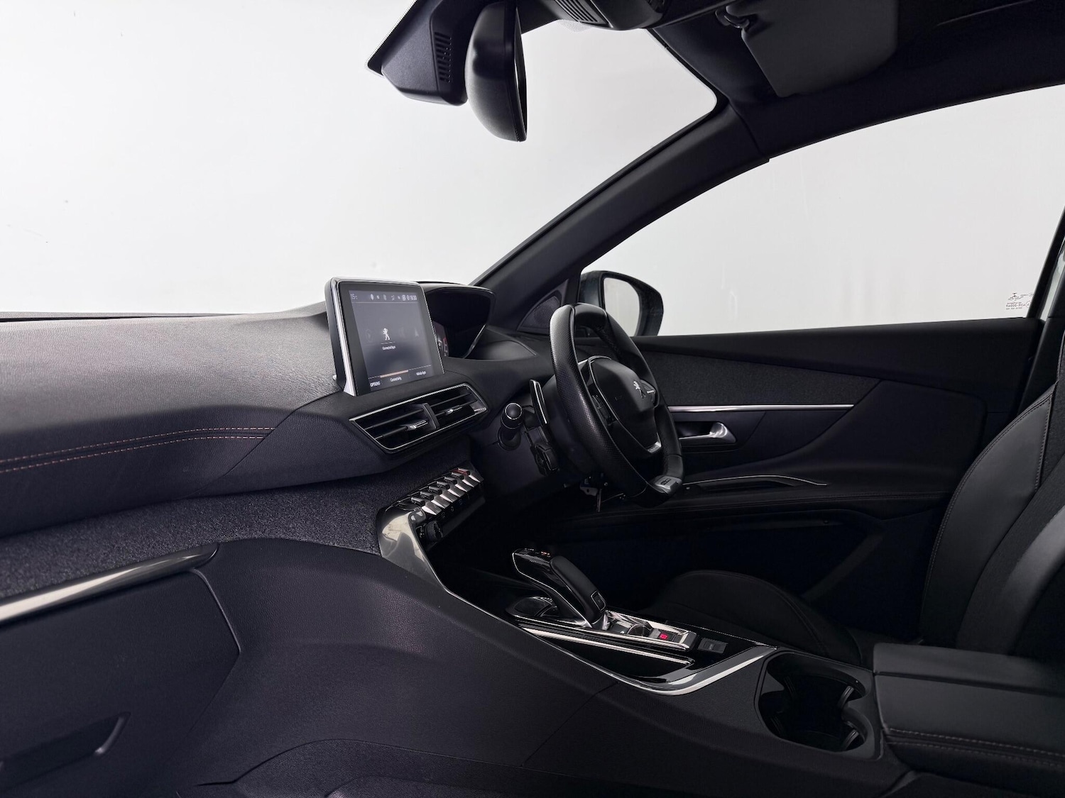 Used Peugeot 3008 2017 for sale - 77243123: Photo 11