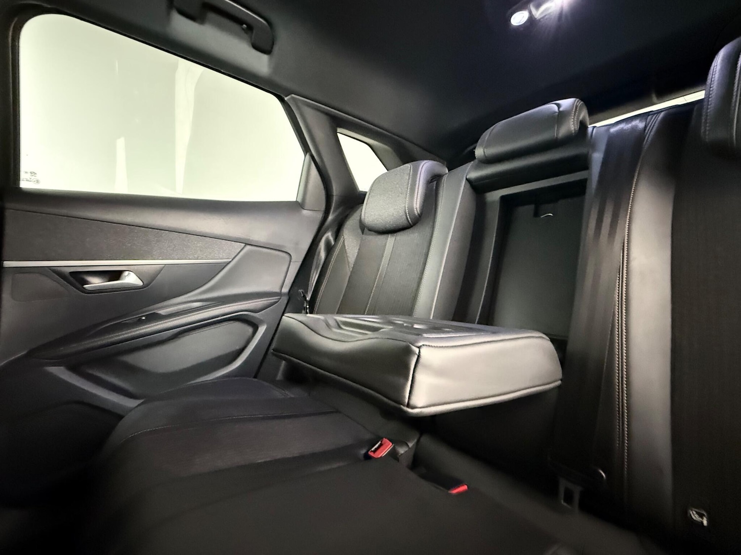 Used Peugeot 3008 2017 for sale - 77243123: Photo 14