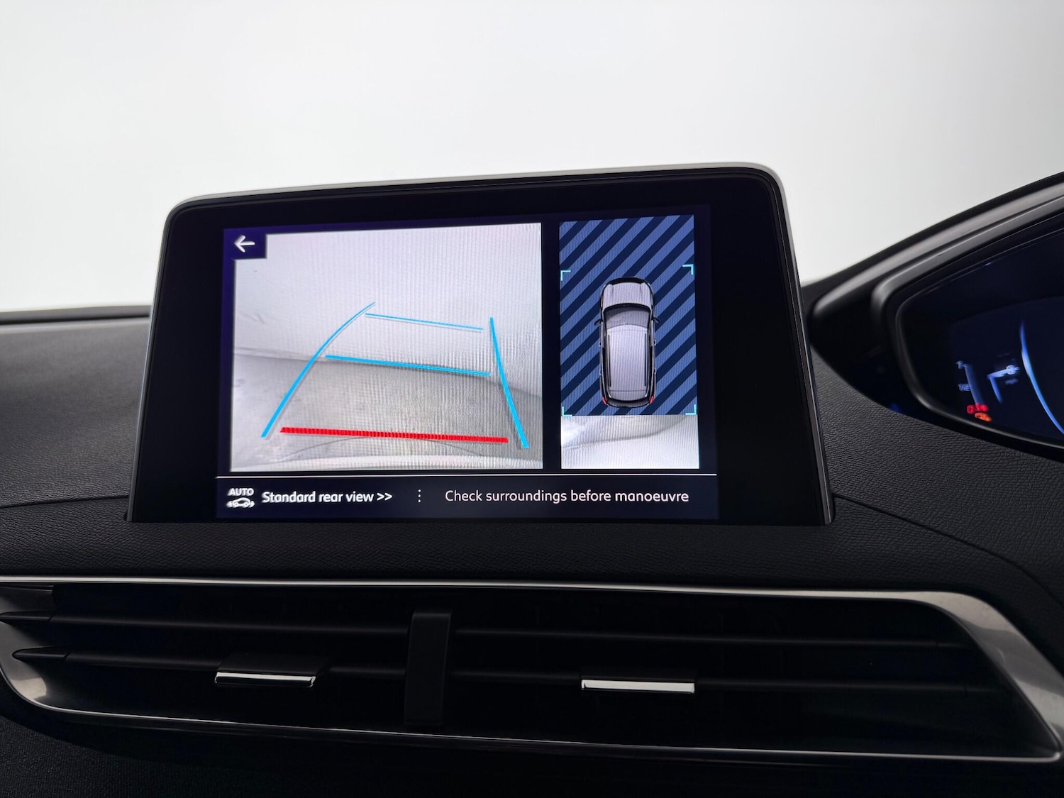 Used Peugeot 3008 2017 for sale - 77243123: Photo 31