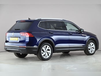 Used Volkswagen Tiguan Allspace 2023 for sale - 78171619: Photo