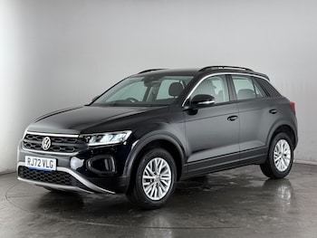 Used Volkswagen T-Roc 2022 for sale - 77332150: Photo