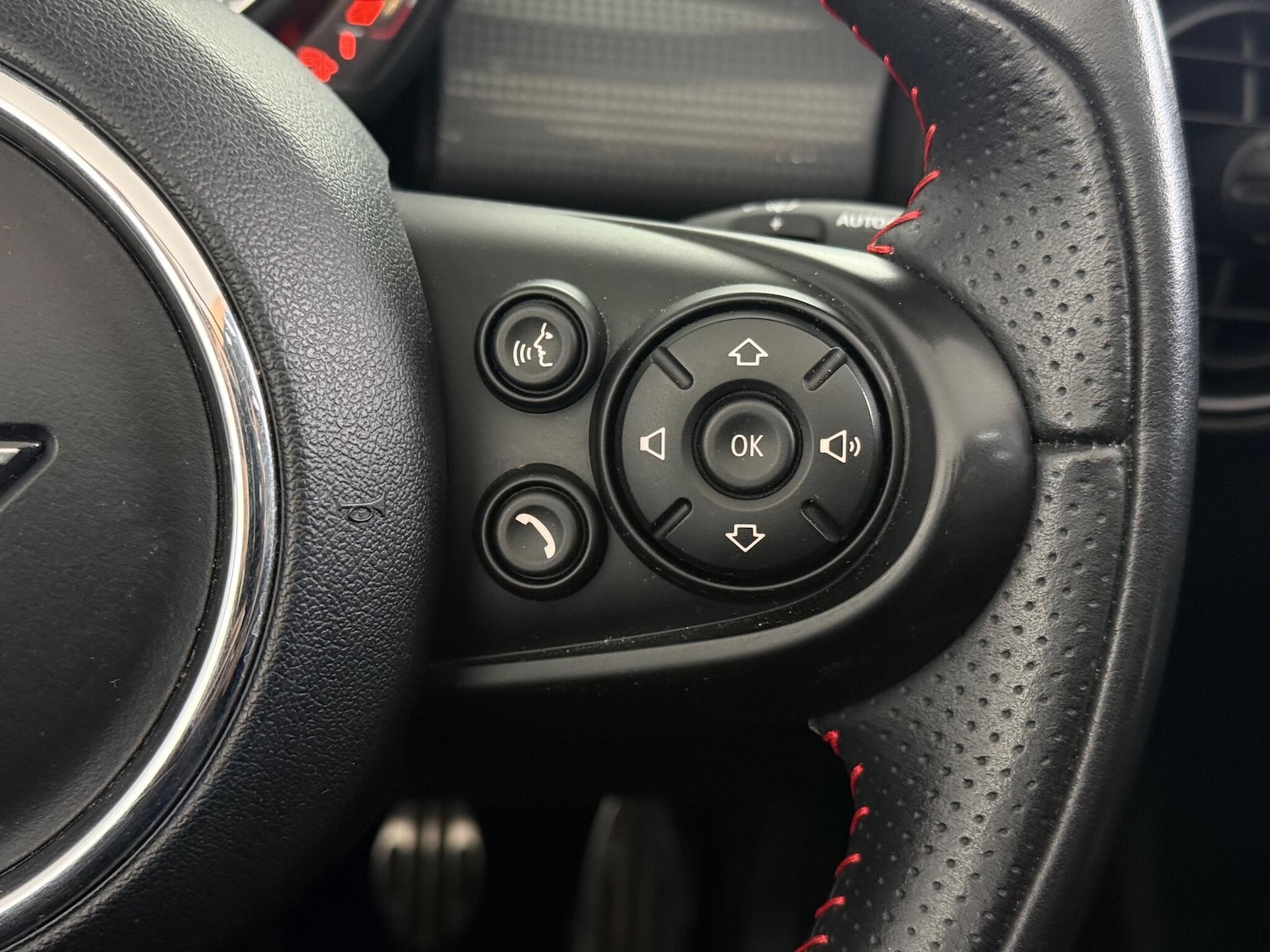 Used MINI Convertible 2019 for sale - 76468109: Photo 25