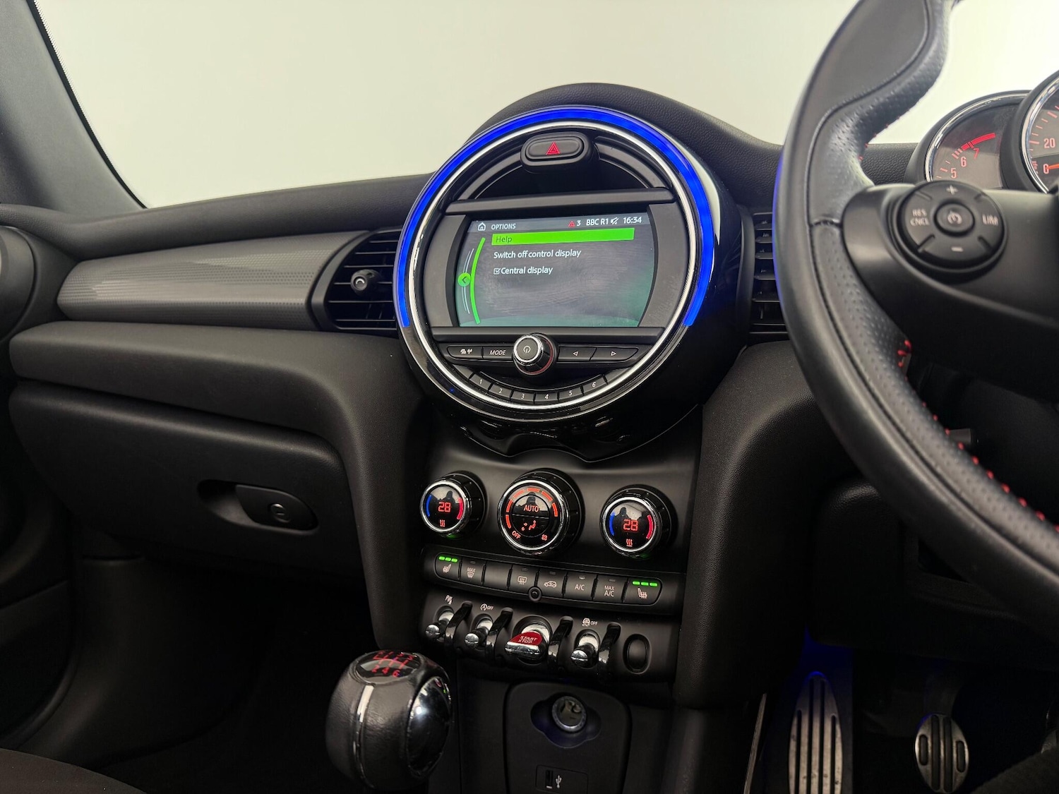 Used MINI Convertible 2019 for sale - 76468109: Photo 42