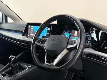 Used Volkswagen Golf 2023 for sale - 78867166: Photo