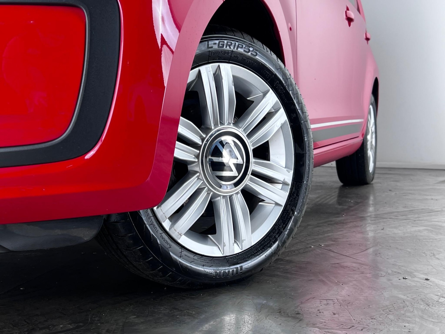 Used Volkswagen up! 2021 for sale - 77244107: Photo 37