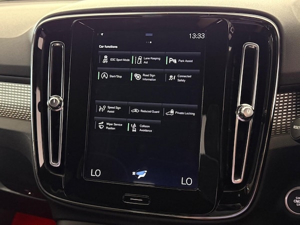 Used Volvo XC40 2020 for sale - 74896141: Photo 31