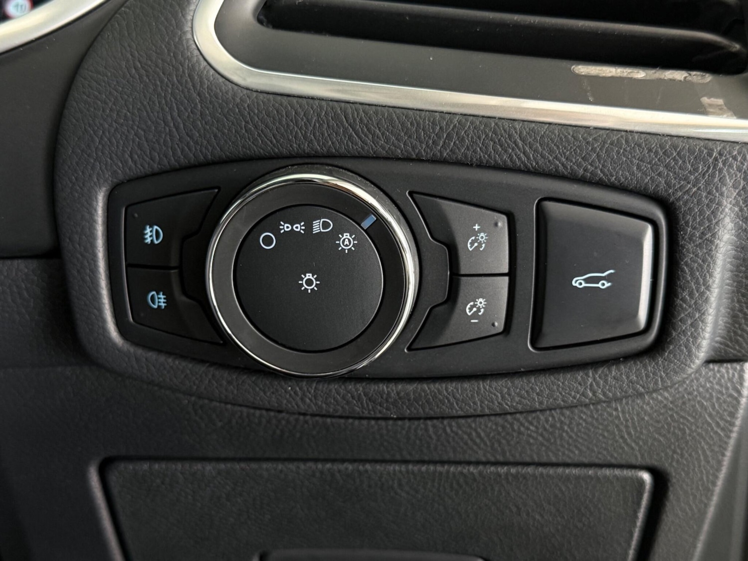 Used Ford Edge 2016 for sale - 77217049: Photo 27