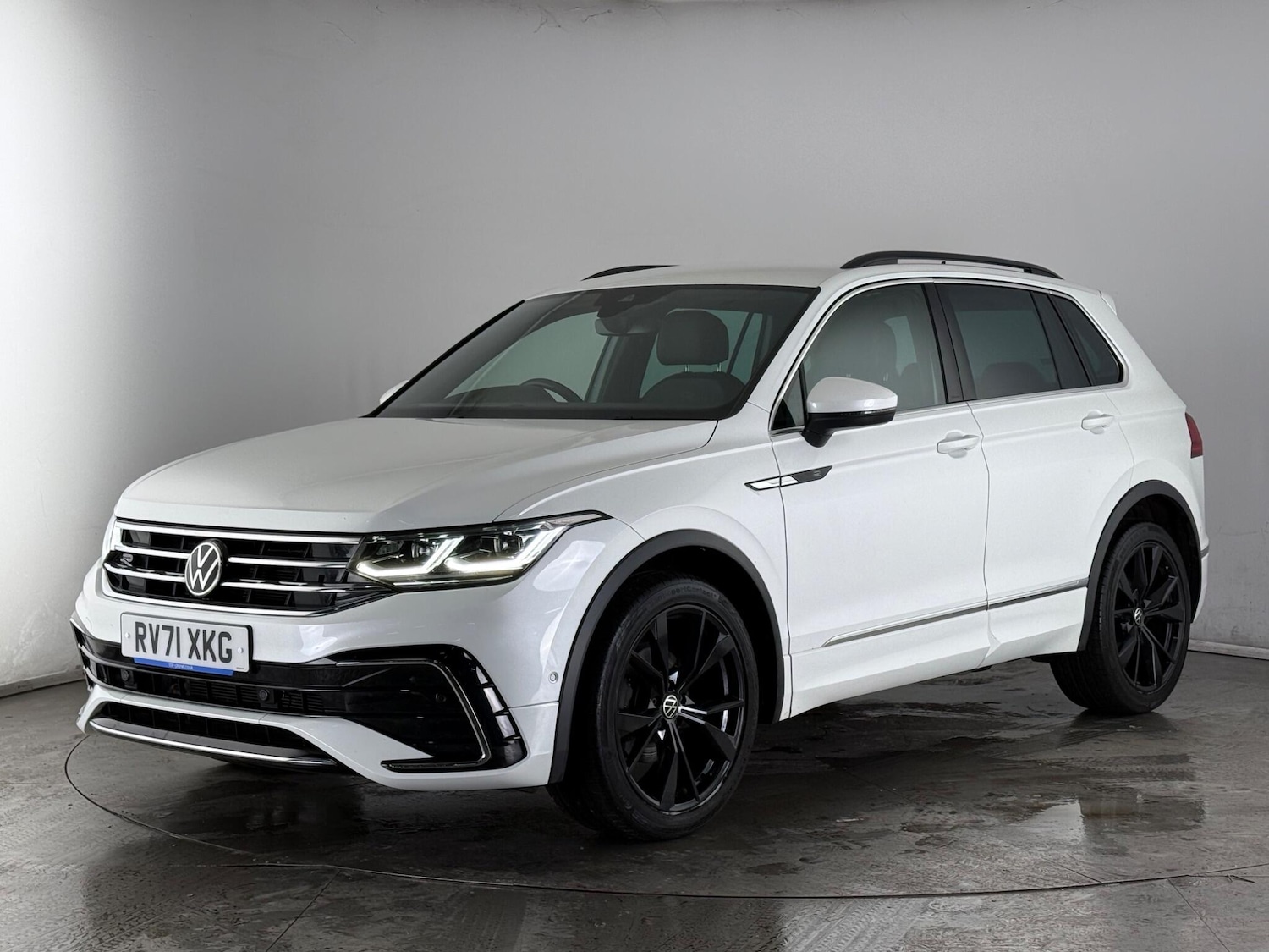 Used Volkswagen Tiguan 2021 for sale - 77511492: Photo 2