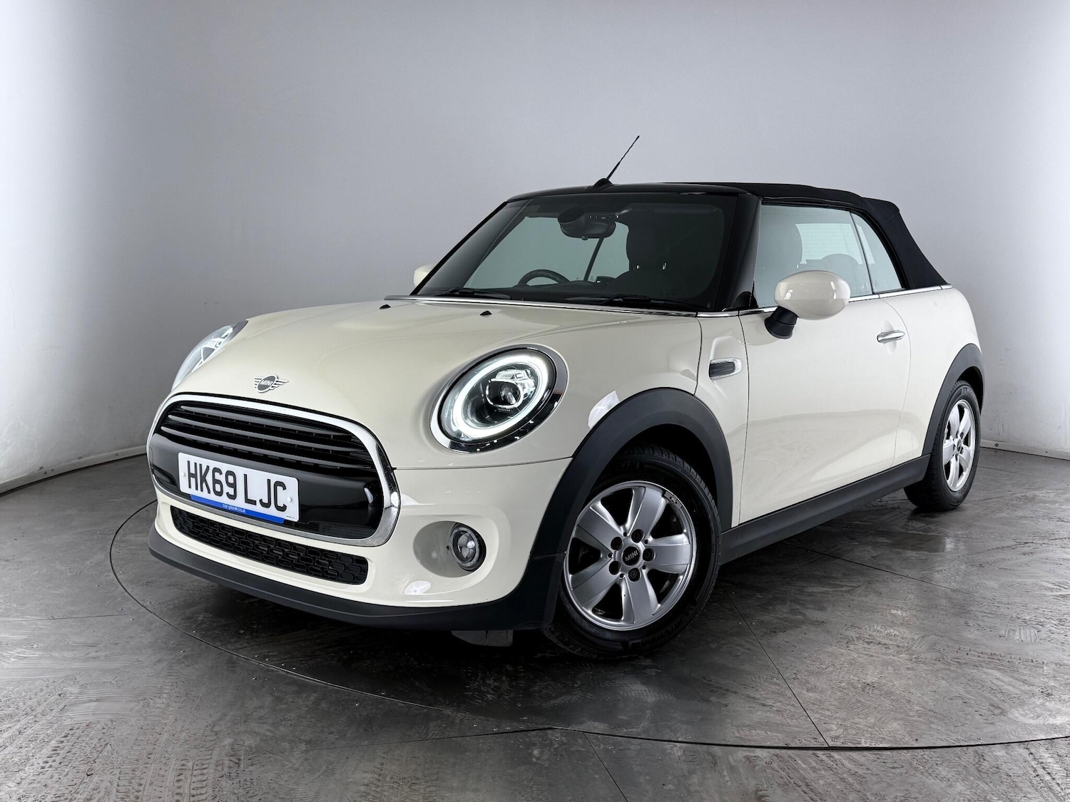 Used MINI Convertible 2020 for sale - 76865375: Photo 43