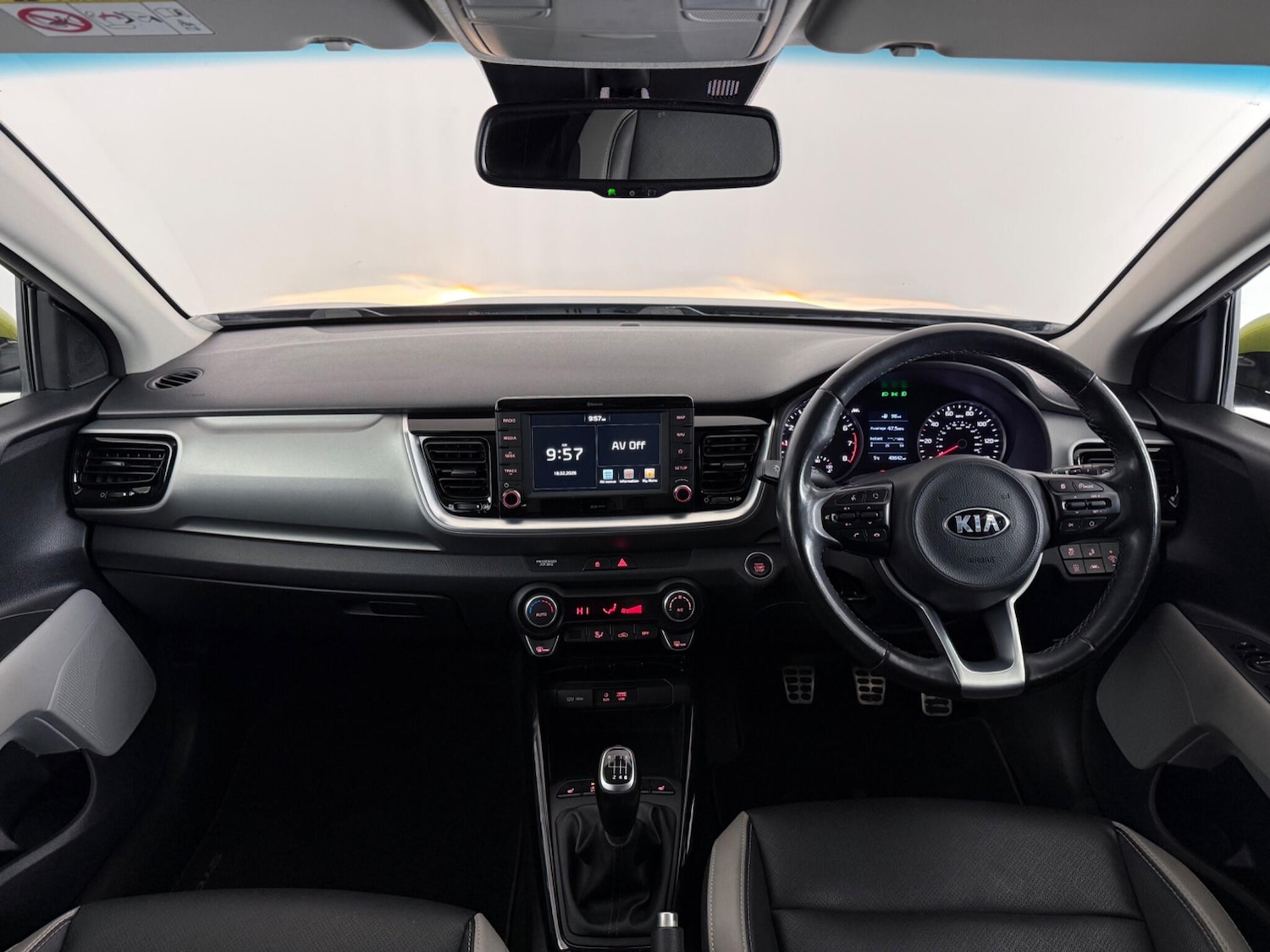 Used Kia Stonic 2019 for sale - 77591195: Photo 15