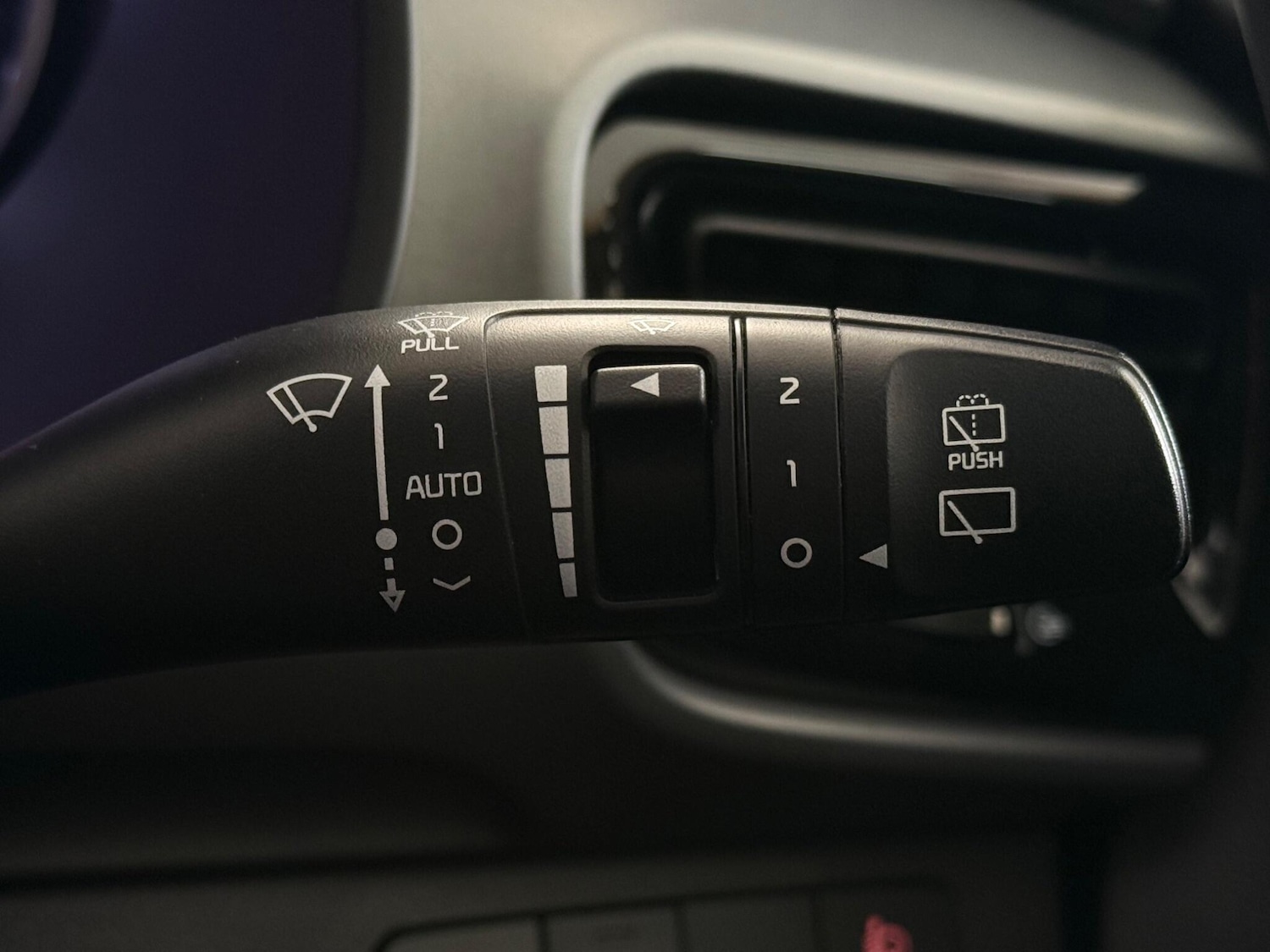 Used Kia Stonic 2019 for sale - 77591195: Photo 21