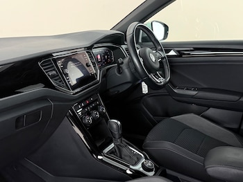 Used Volkswagen T-Roc 2021 for sale - 79013251: Photo