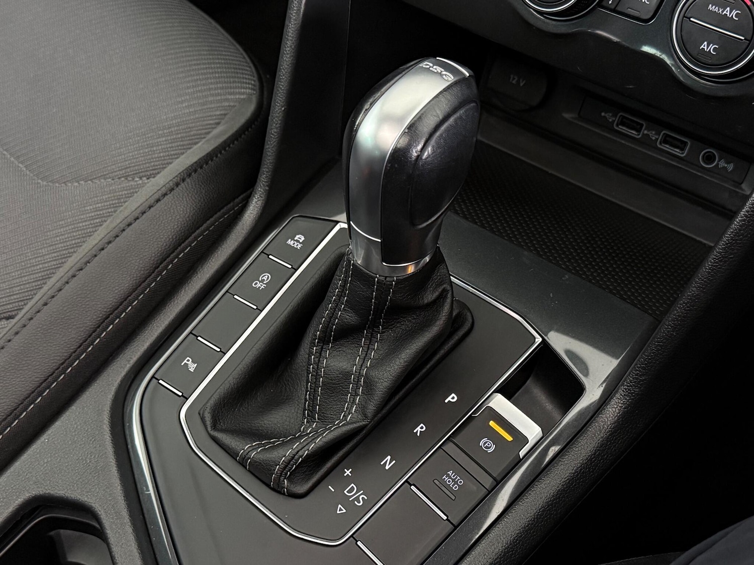 Used Volkswagen Tiguan 2018 for sale - 76468496: Photo 42