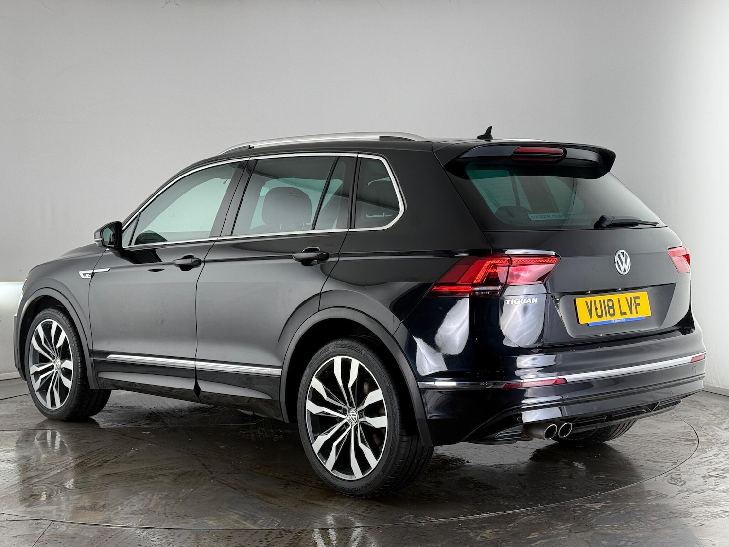 Used Volkswagen Tiguan 2018 for sale - 76468496: Photo 5