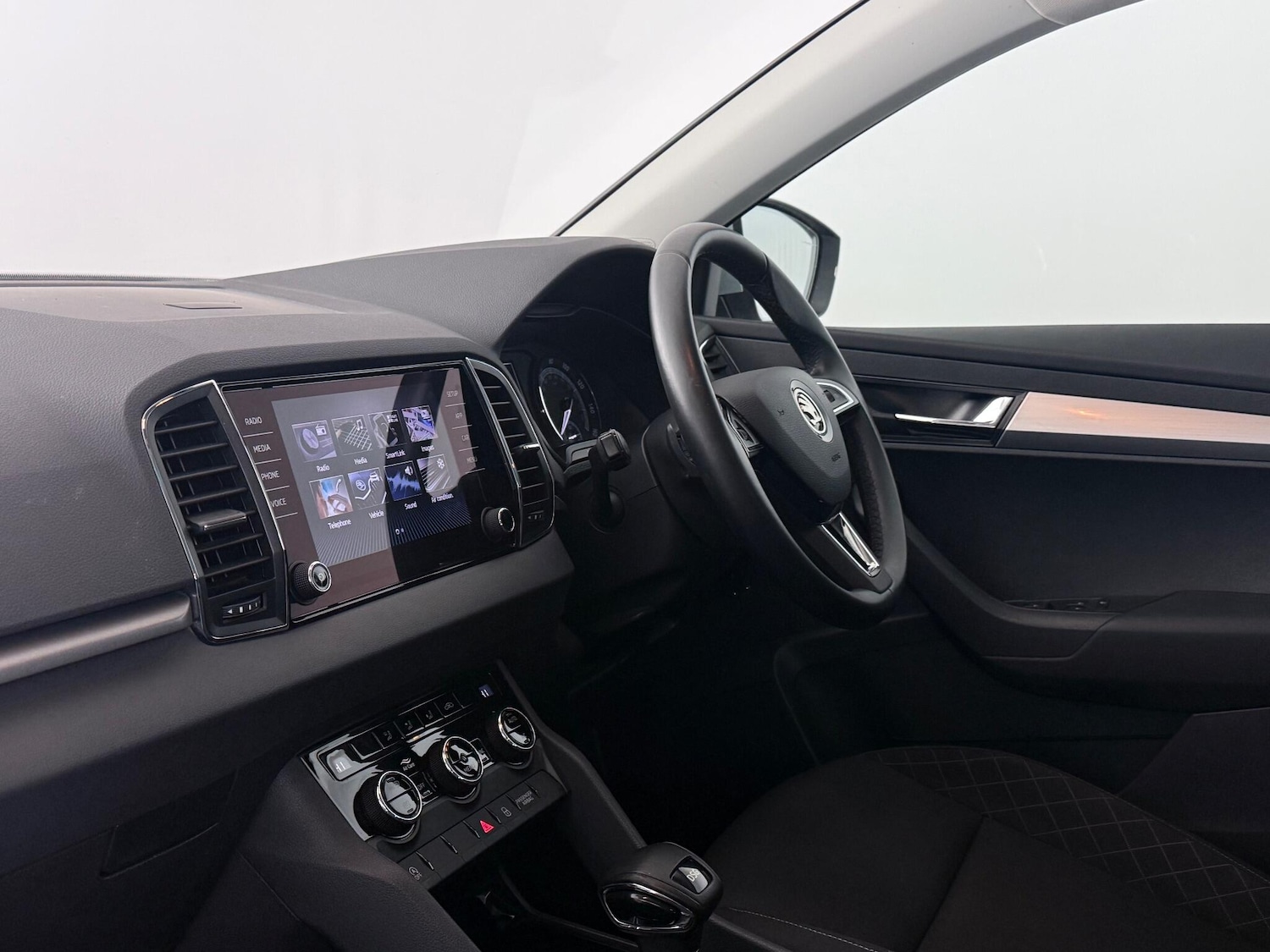 Used Skoda Karoq 2020 for sale - 76468665: Photo 17