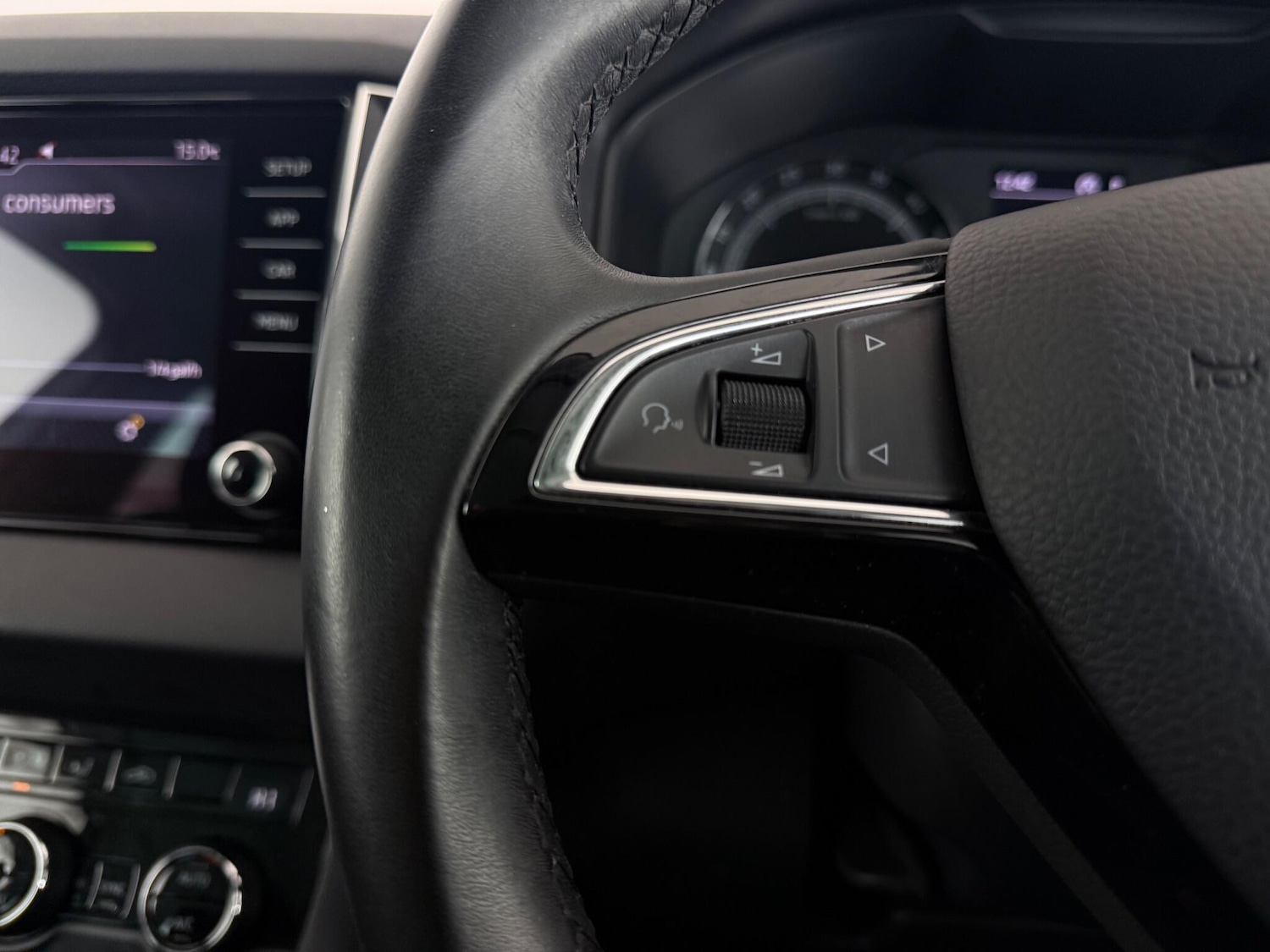 Used Skoda Karoq 2020 for sale - 76468665: Photo 24