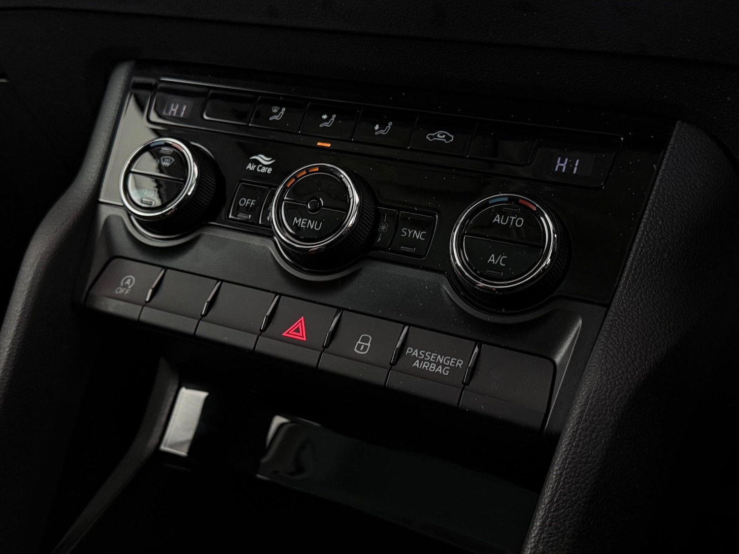 Used Skoda Karoq 2020 for sale - 76468665: Photo 39