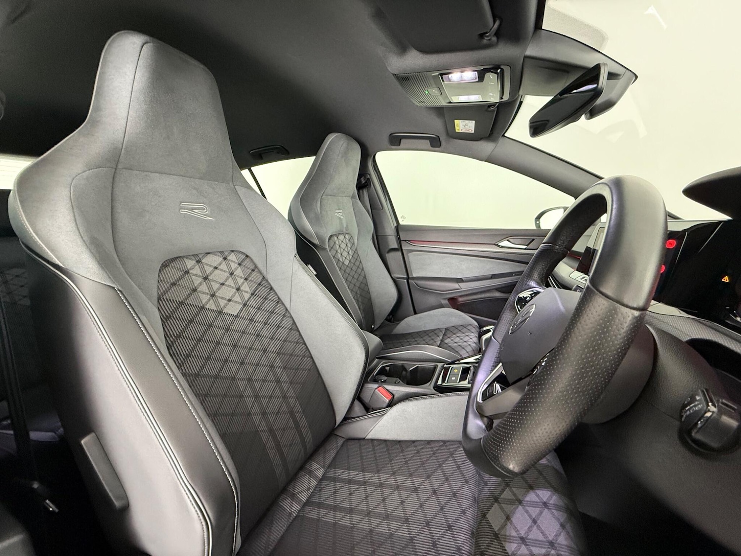 Used Volkswagen Golf 2023 for sale - 77181144: Photo 11