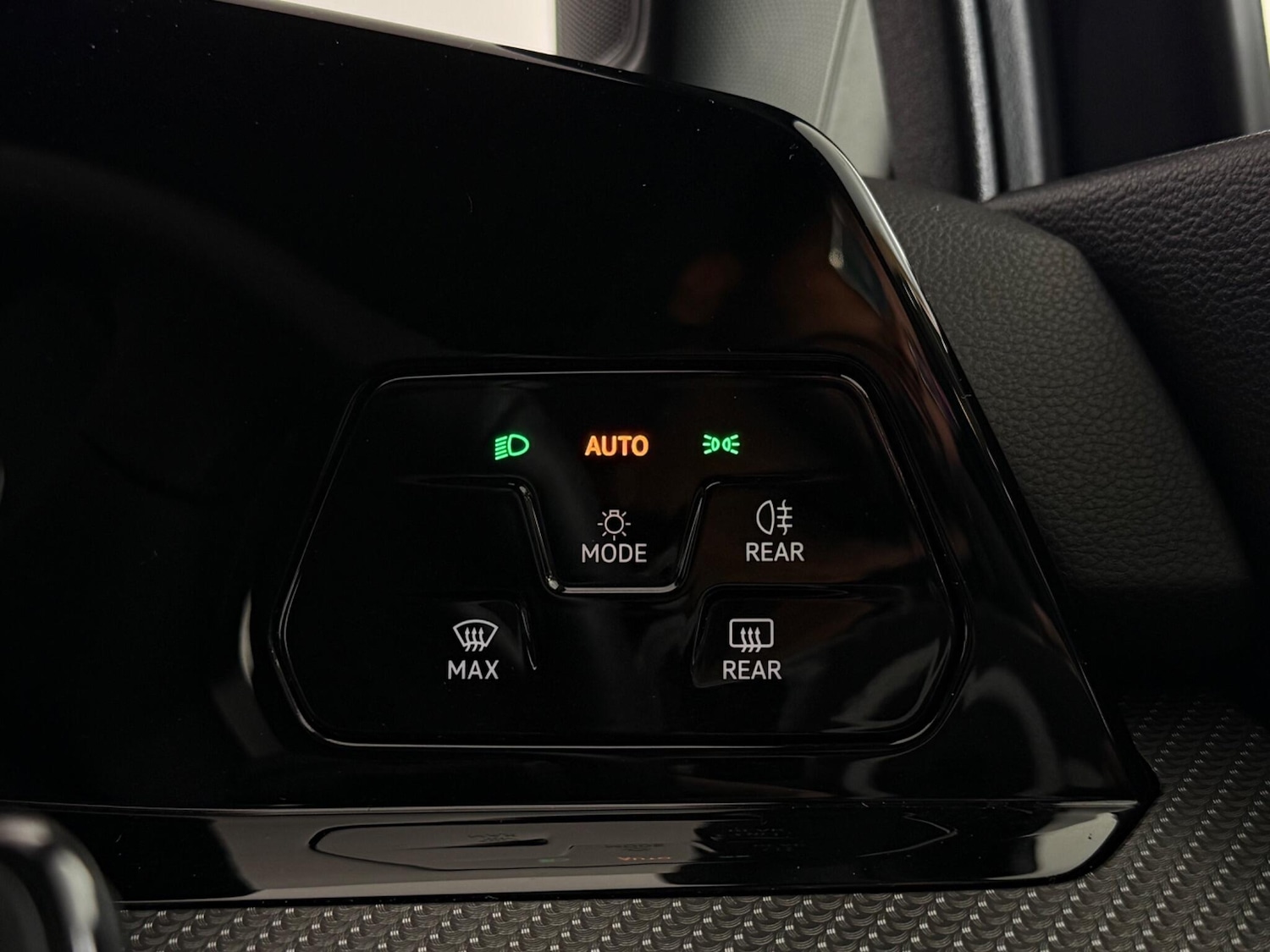 Used Volkswagen Golf 2023 for sale - 77181144: Photo 18