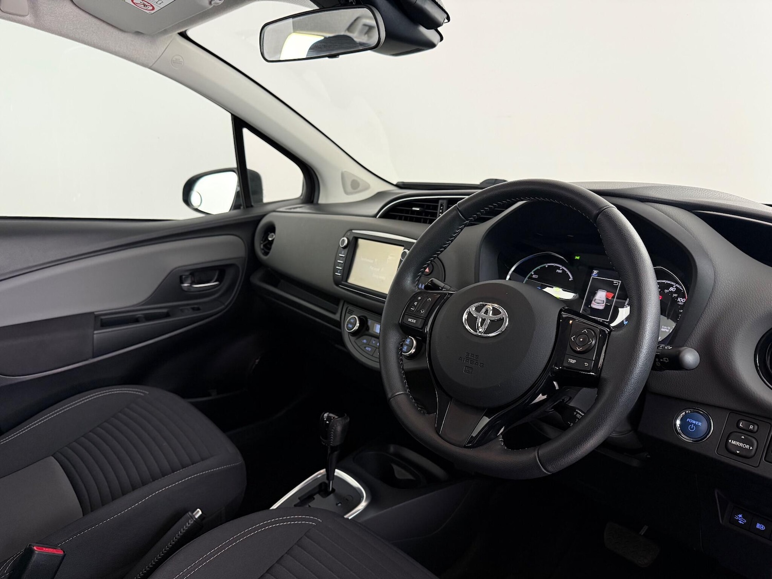 Used Toyota Yaris 2018 for sale - 76549894: Photo 15