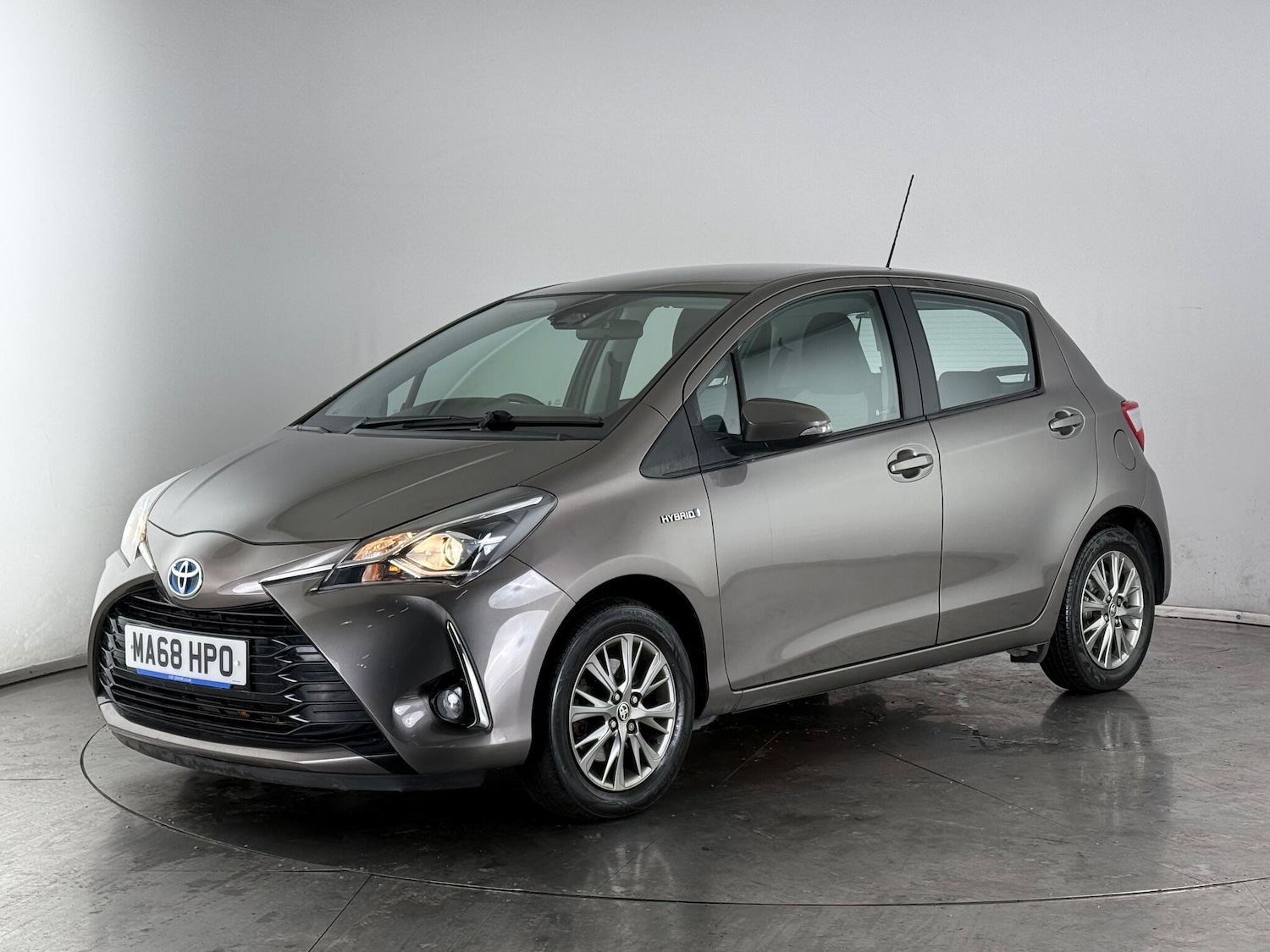 Used Toyota Yaris 2018 for sale - 76549894: Photo 3