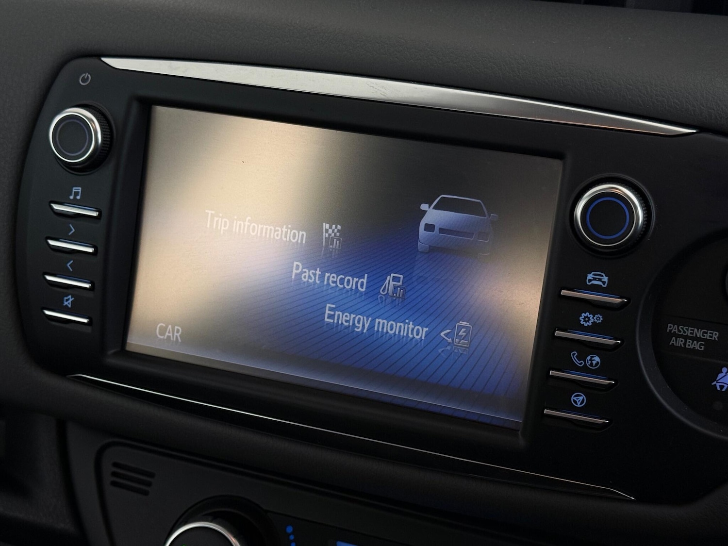 Used Toyota Yaris 2018 for sale - 76549894: Photo 31