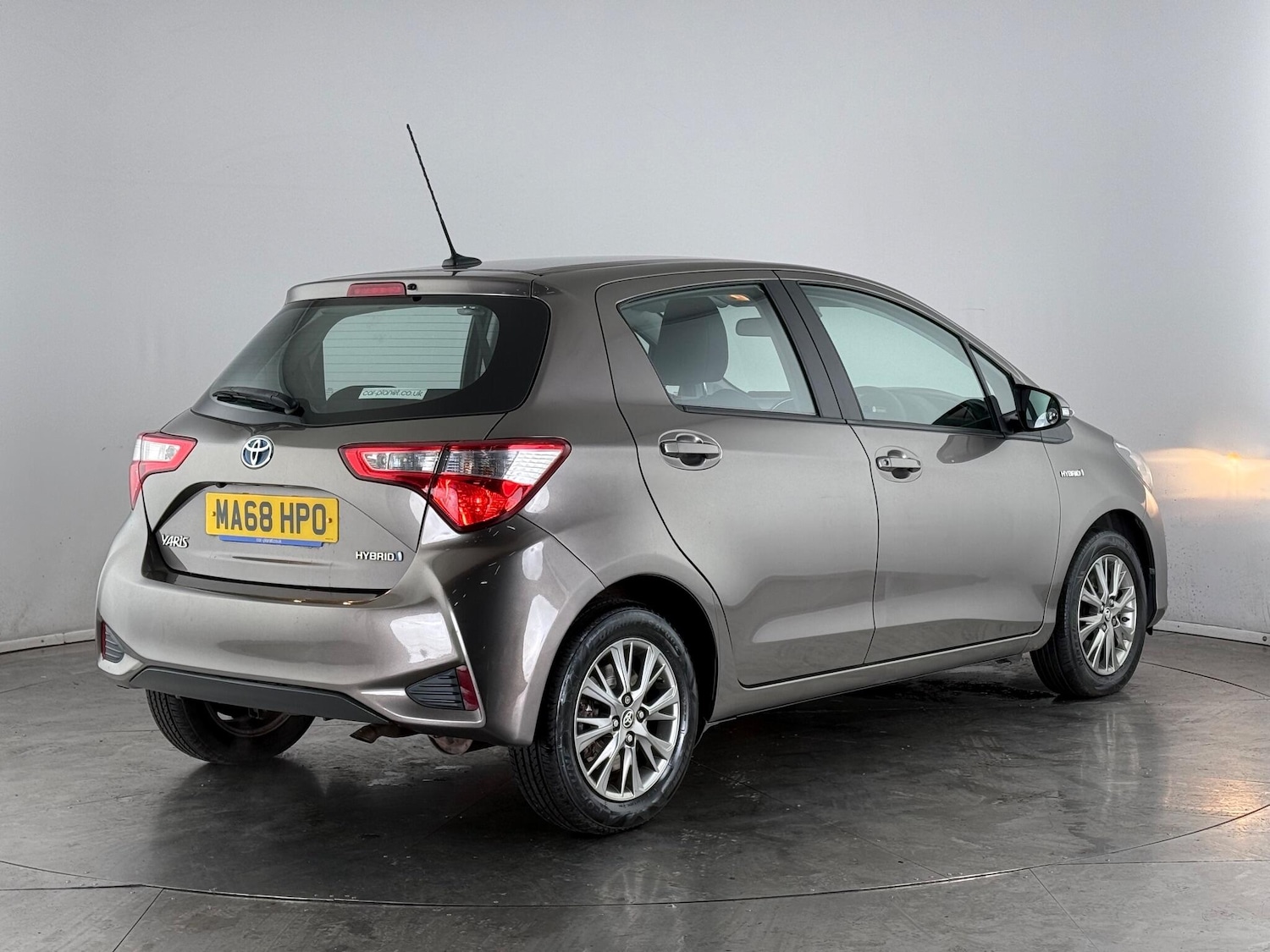 Used Toyota Yaris 2018 for sale - 76549894: Photo 4