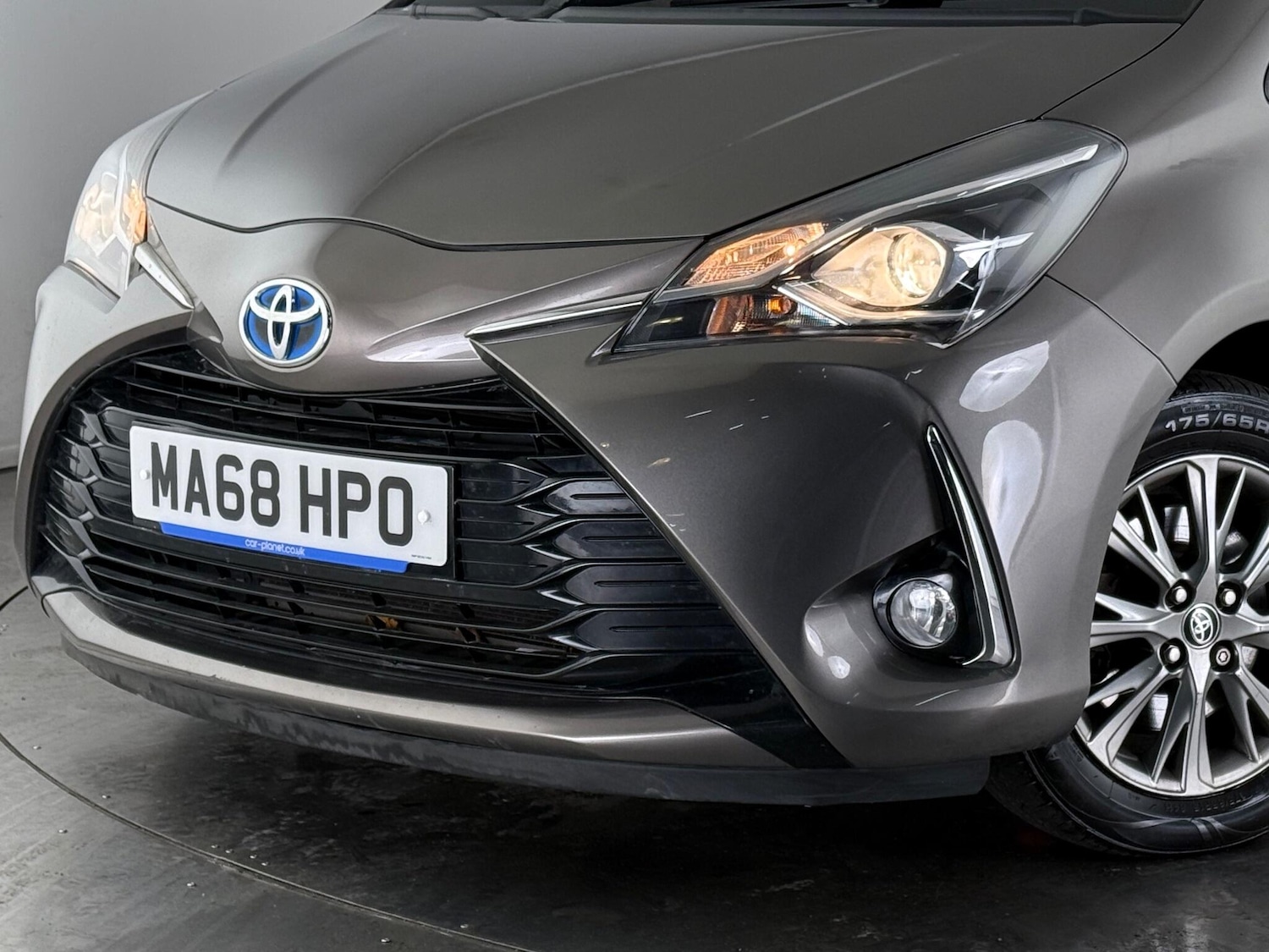 Used Toyota Yaris 2018 for sale - 76549894: Photo 46