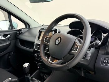 Used Renault Clio 2019 for sale - 78772958: Photo