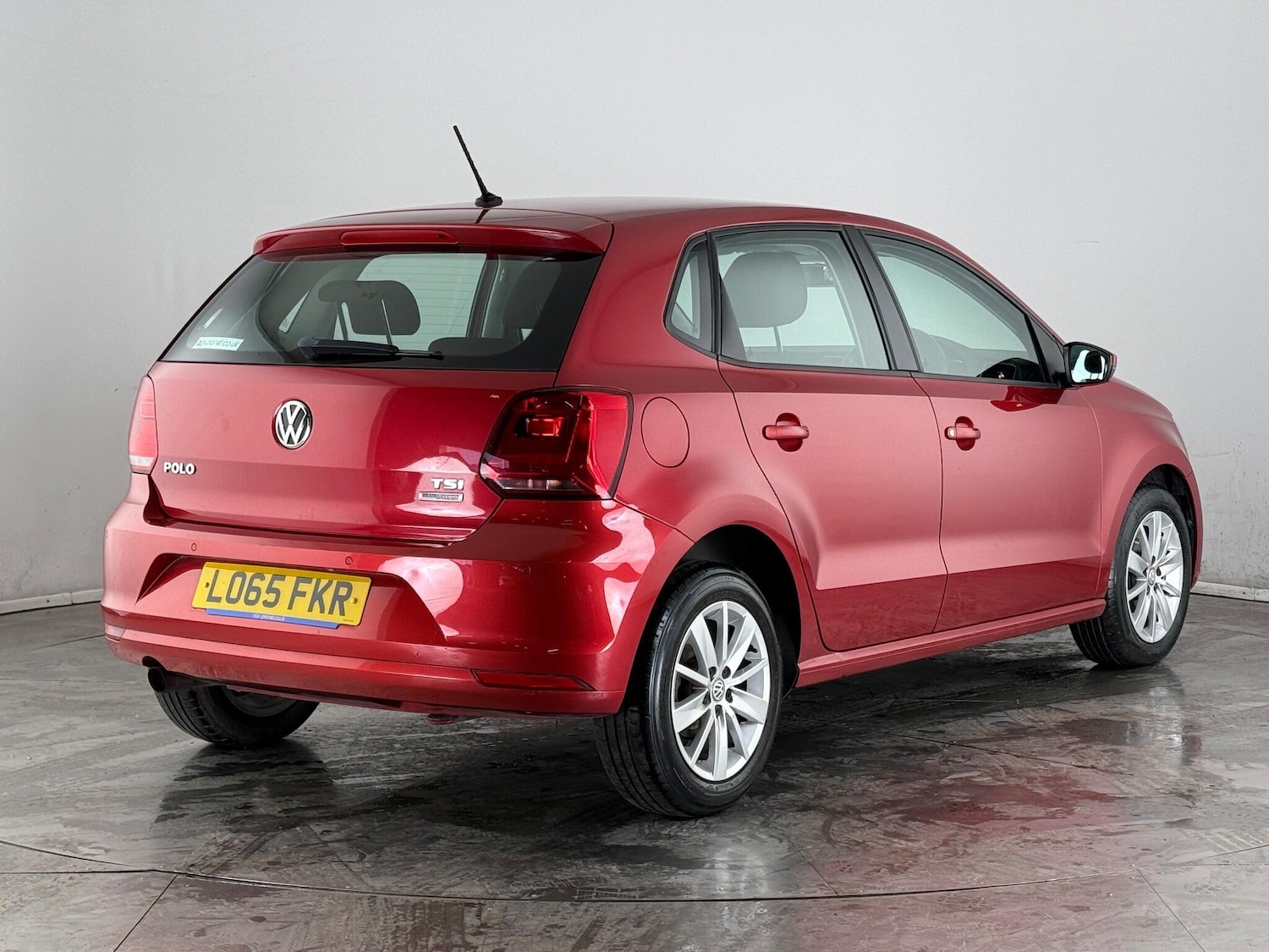 Used Volkswagen Polo 2016 for sale - 77222009: Photo 6