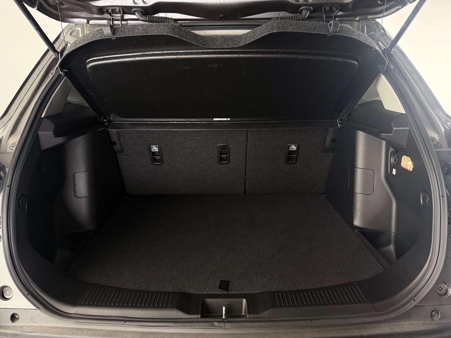 Used Suzuki SX4 S-Cross 2023 for sale - 76468723: Photo 12