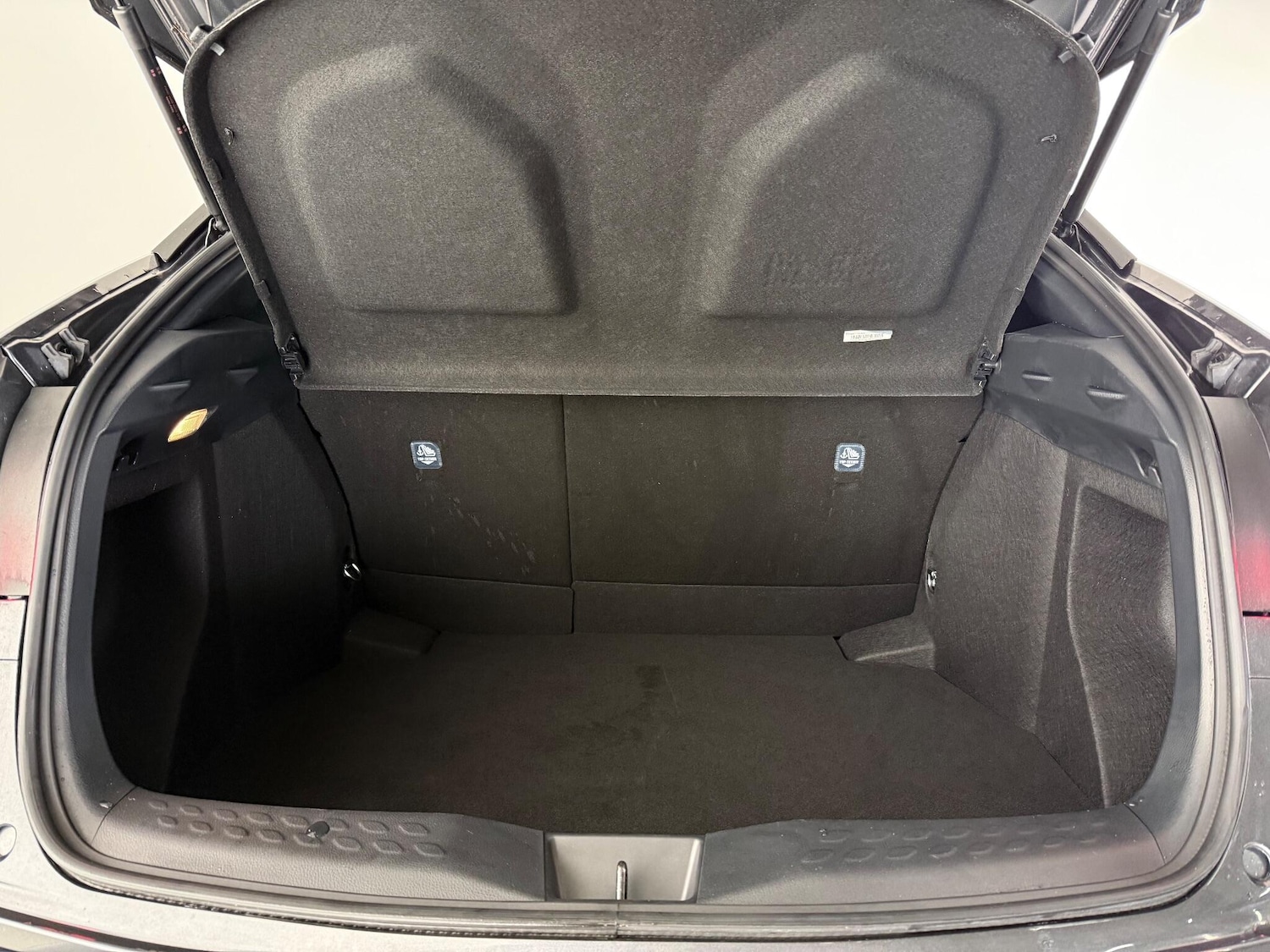 Used Toyota C-HR 2023 for sale - 76752849: Photo 12