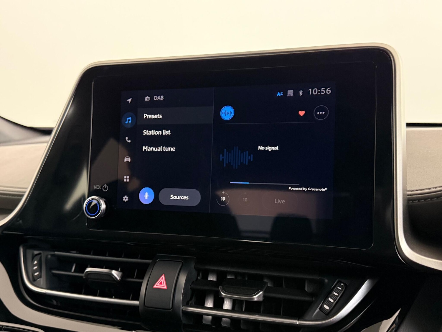 Used Toyota C-HR 2023 for sale - 76752849: Photo 35