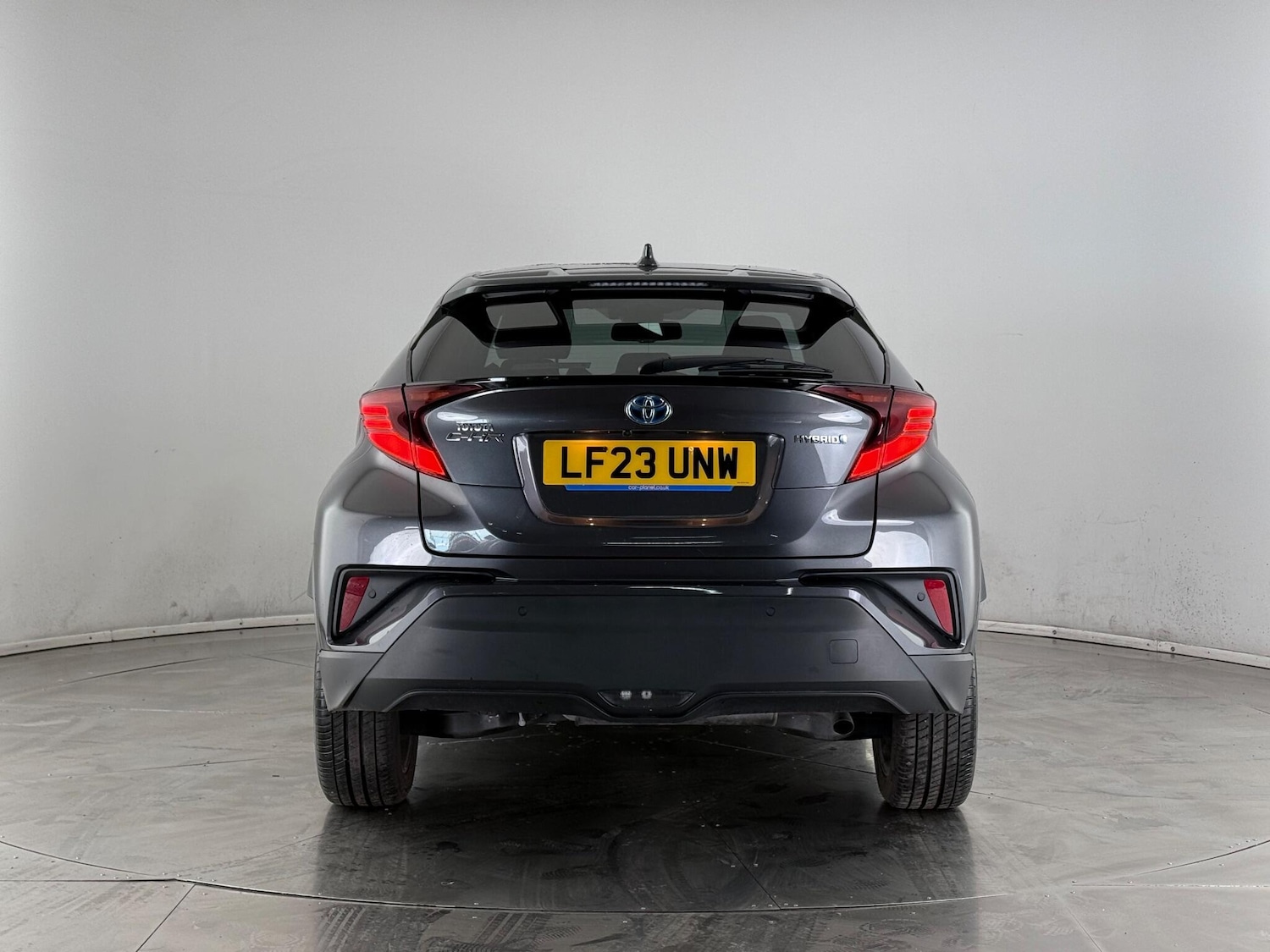 Used Toyota C-HR 2023 for sale - 76752849: Photo 8