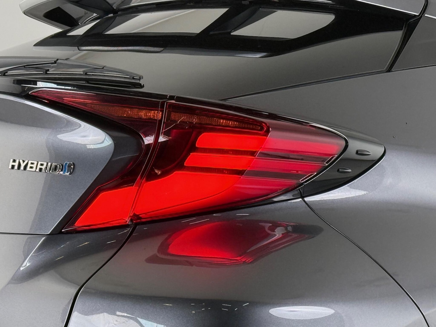 Used Toyota C-HR 2023 for sale - 76752849: Photo 9