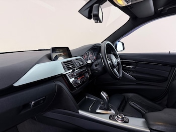 Used BMW 3 Series 2017 for sale - 79121916: Photo